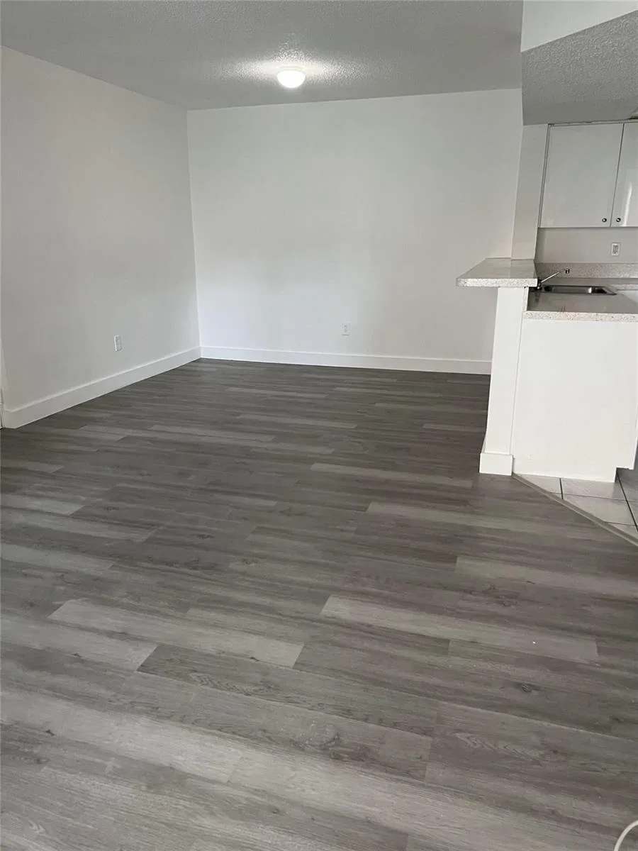 18860 NW 57th Avenue # 106, Hialeah, FL 33015 photo 4
