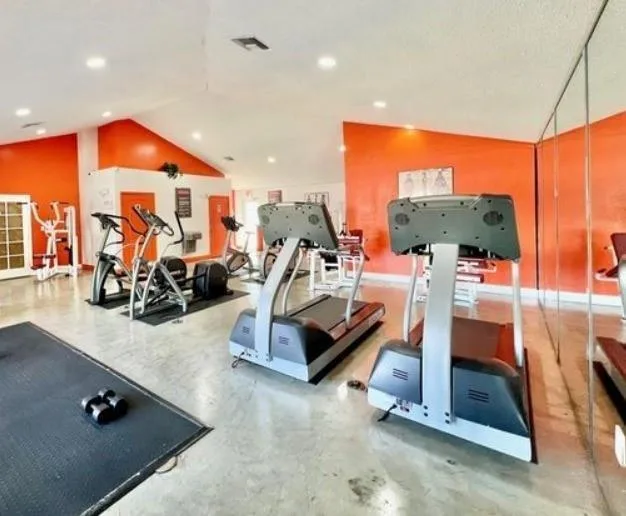 18860 NW 57th Avenue # 106, Hialeah, FL 33015 photo 7