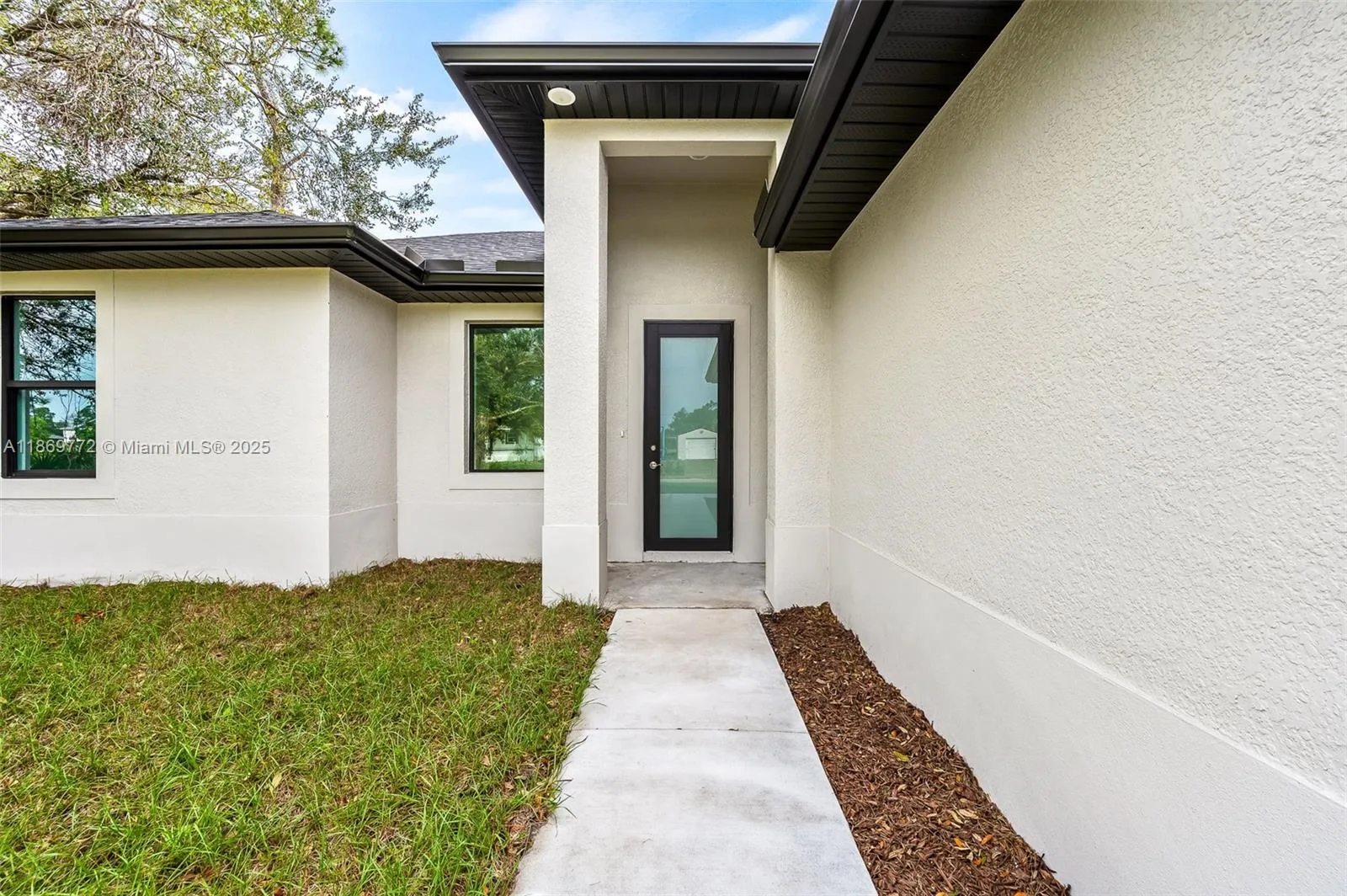 3705 37 SW 37TH ST, Lehigh Acres, FL 33976-421 photo 4