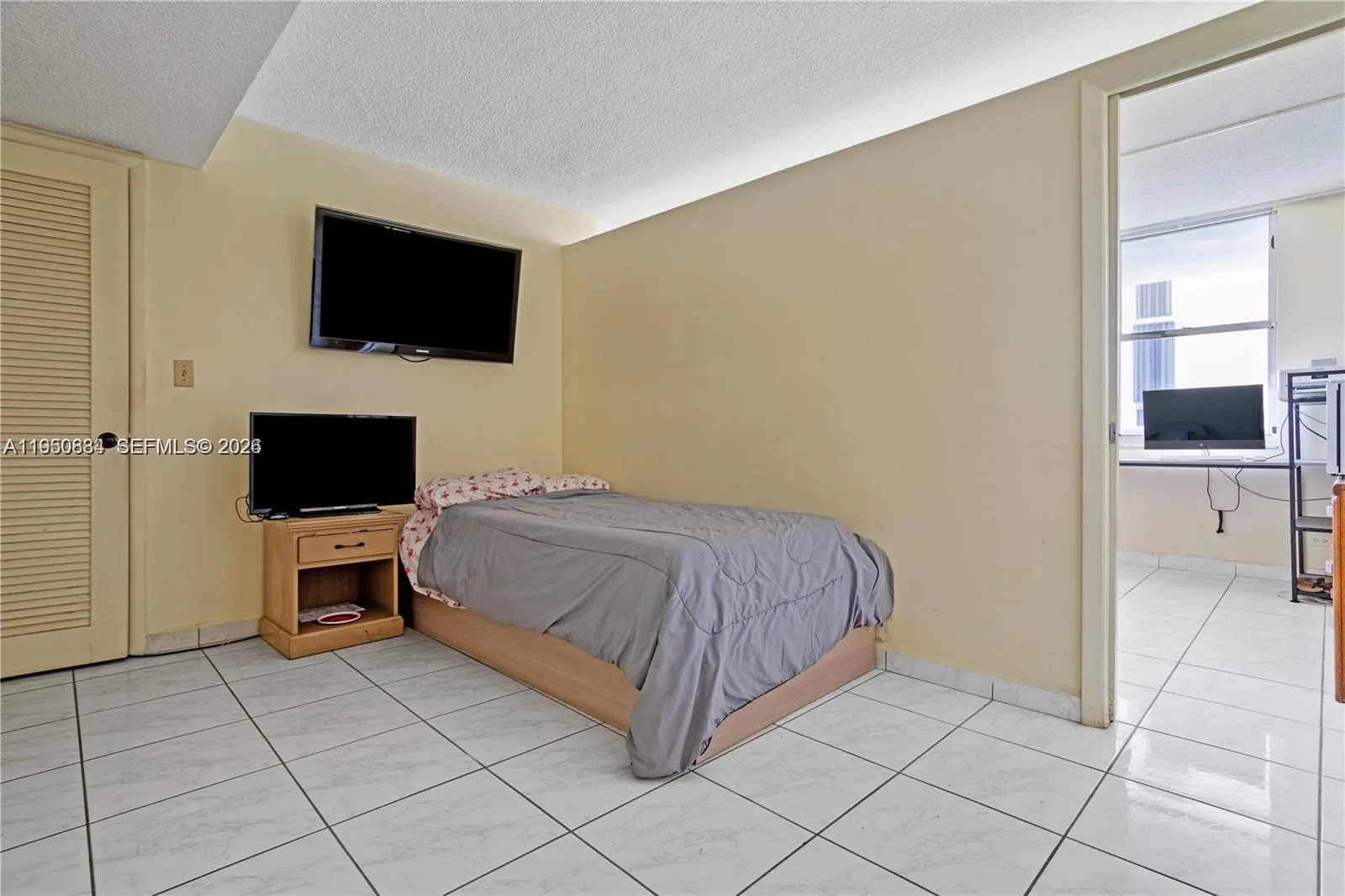 6039 Collins Ave # 809, Miami Beach, FL 33140 photo 13