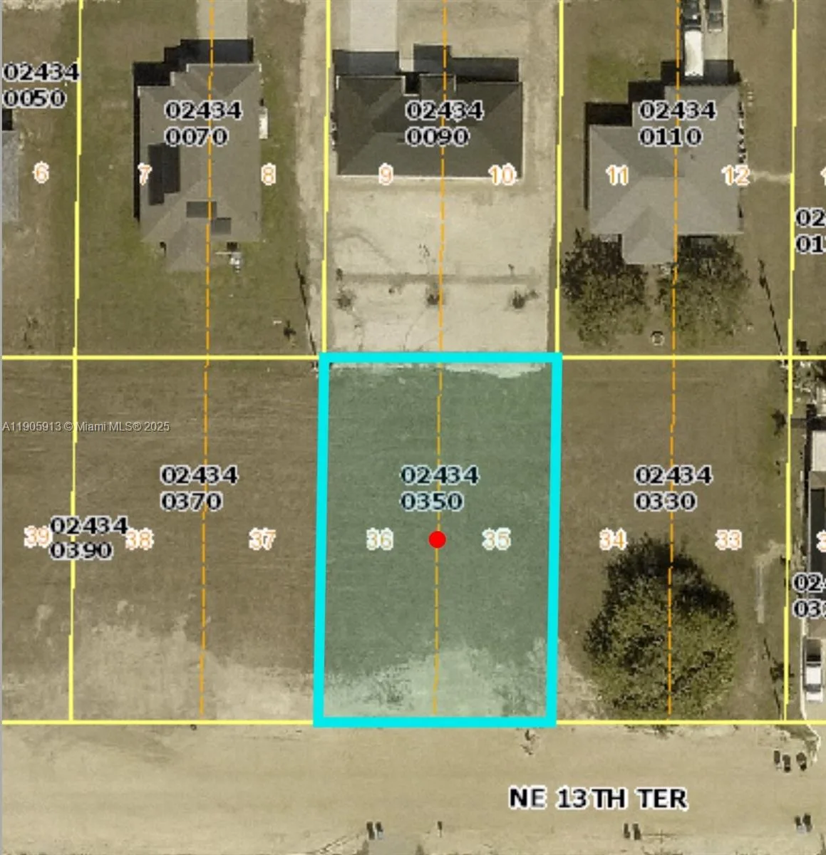 317 NE 13th Ter., Cape Coral, FL 33909