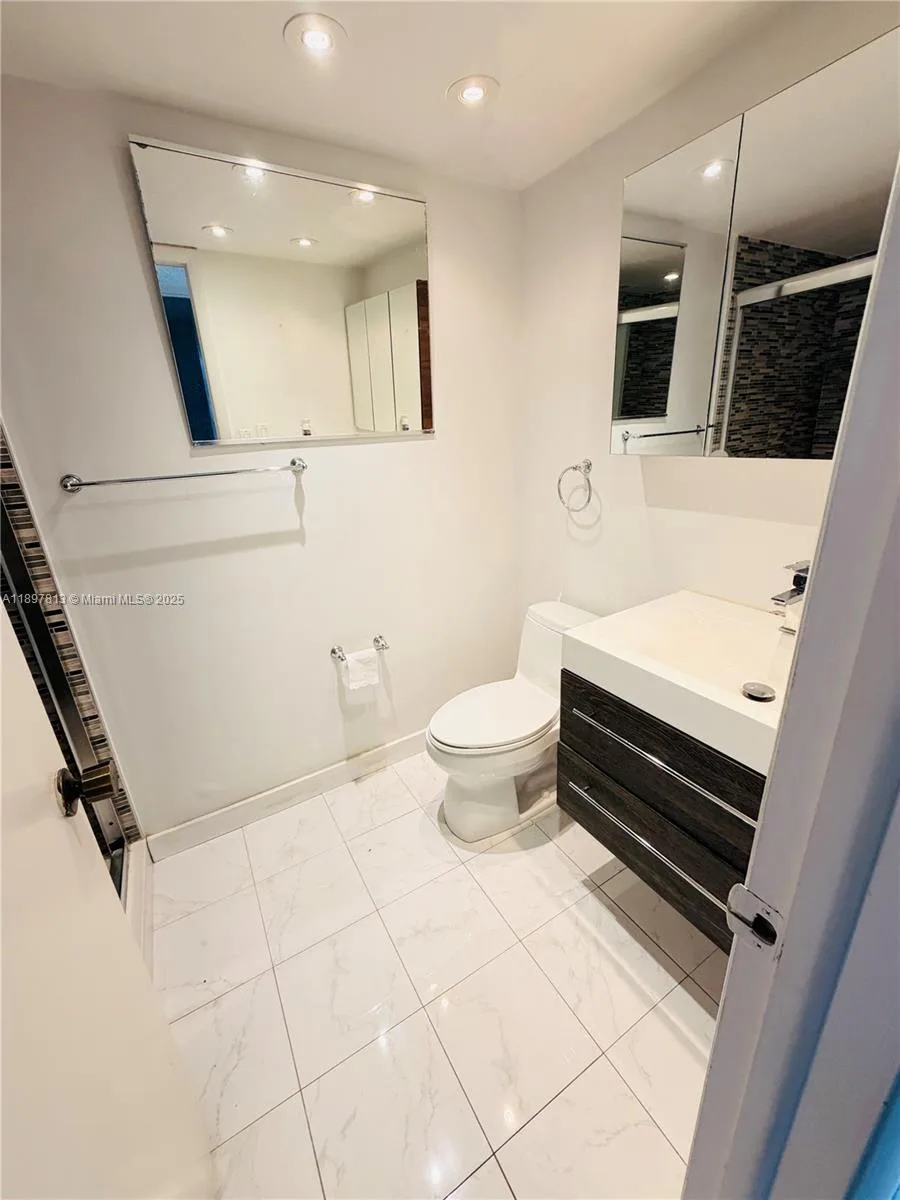 6423 Collins Ave # 310, Miami Beach, FL 33141 photo 12