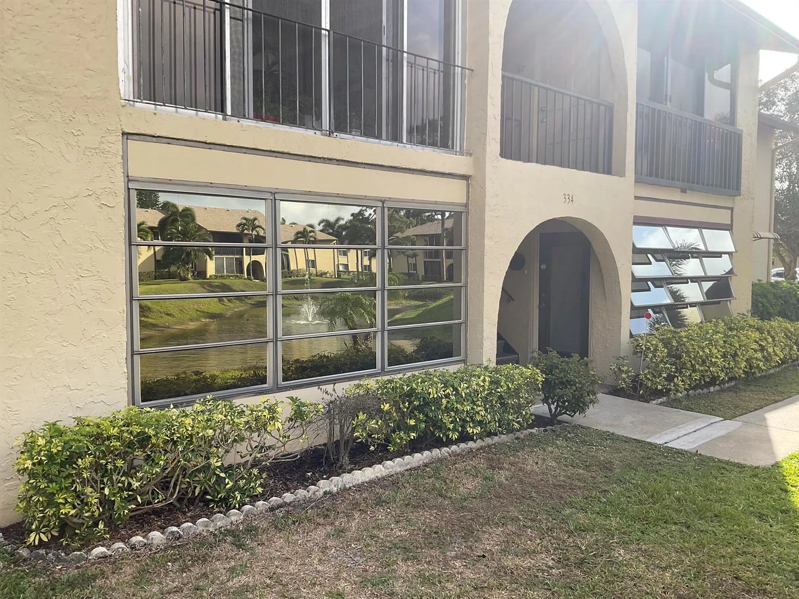 334 Pine Ridge Circle # C-1, FL 33463