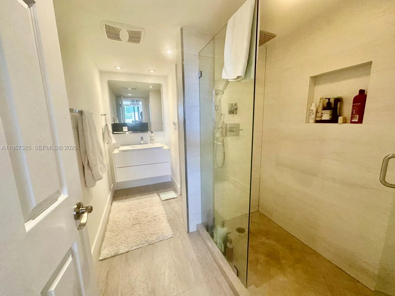 2555 Collins Ave # 1914, Miami Beach, FL 33140 photo 9