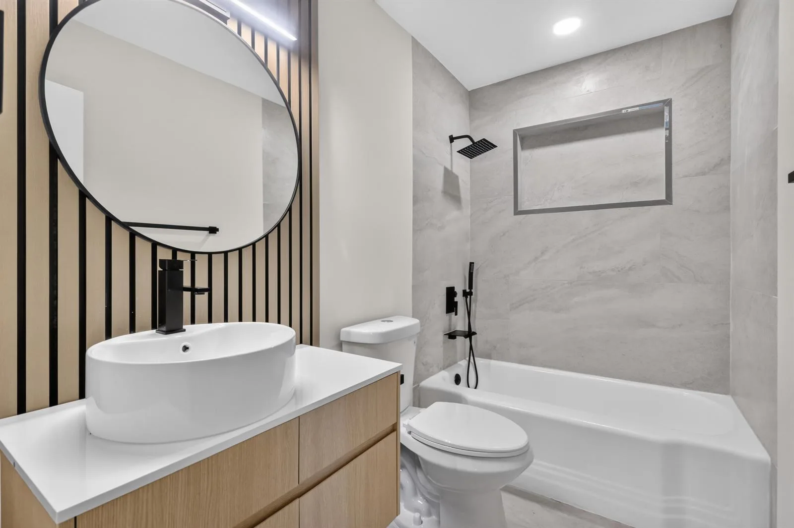 614 N 32ND Court, Hollywood, FL 33021 photo 13