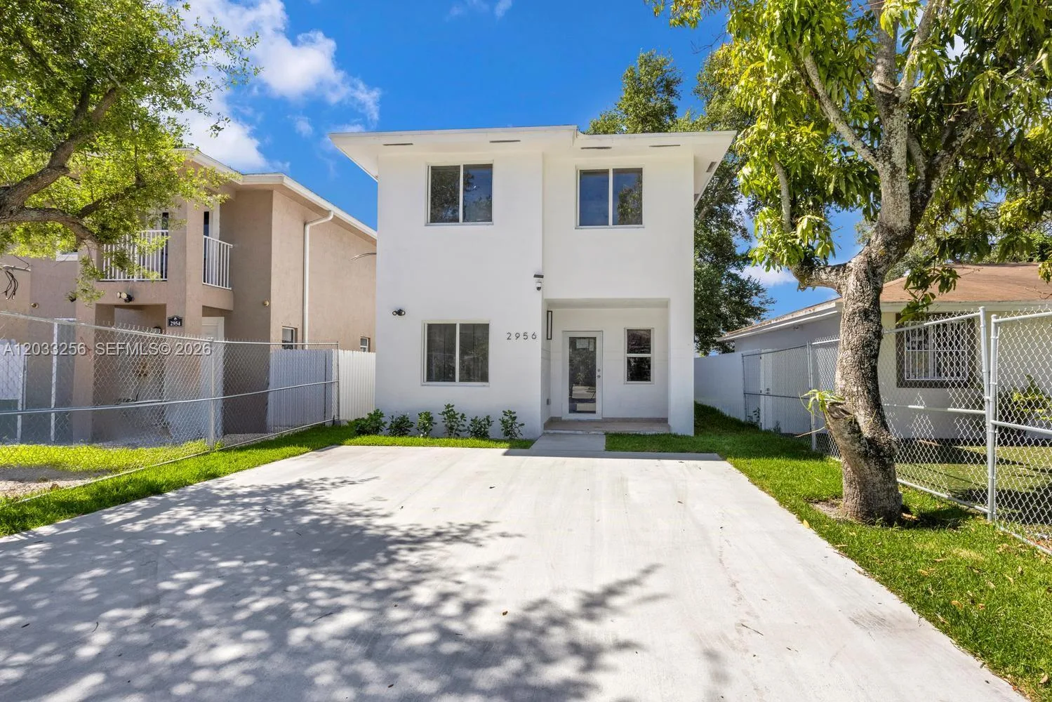2780 NW 44th St, Miami, FL 33142