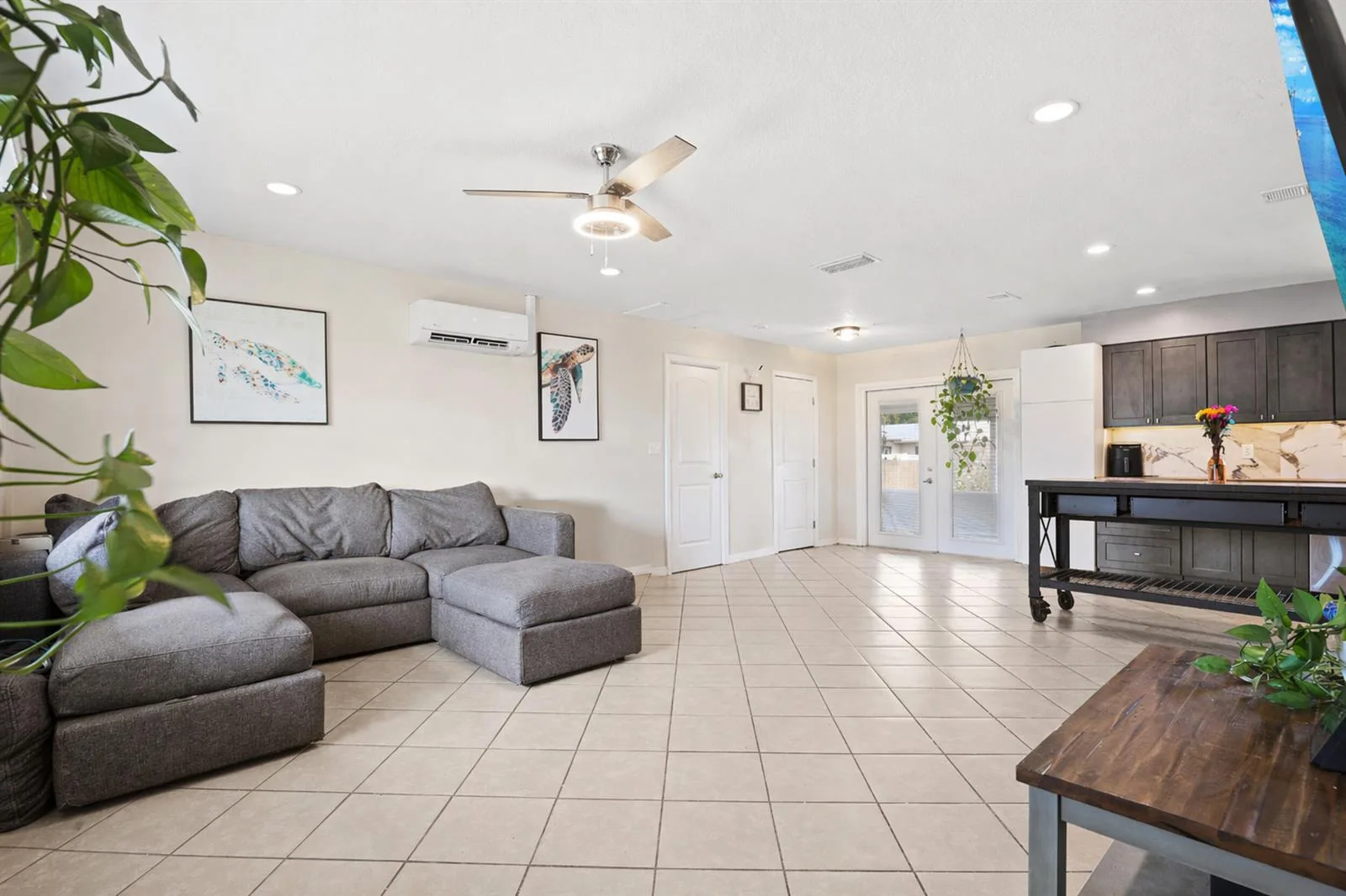 1741 SE Jackson Street, Stuart, FL 34997 photo 3