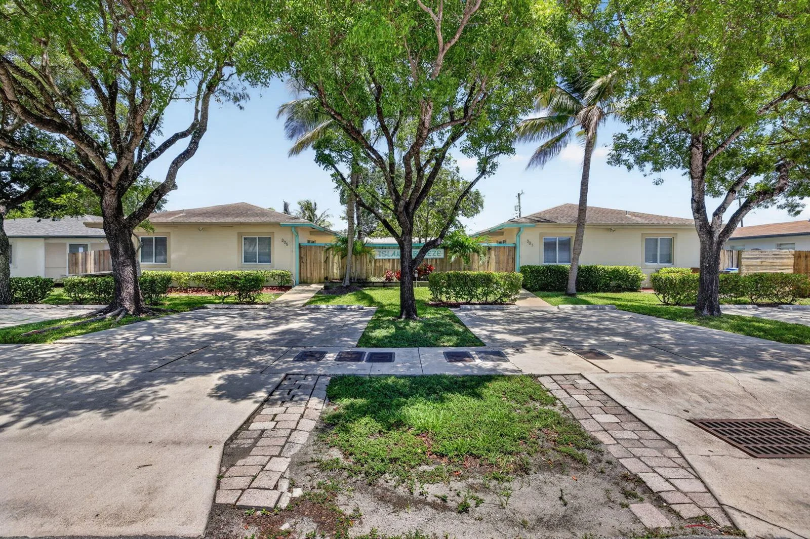 305 SW 16th Street, Fort Lauderdale, FL 33315 photo 2