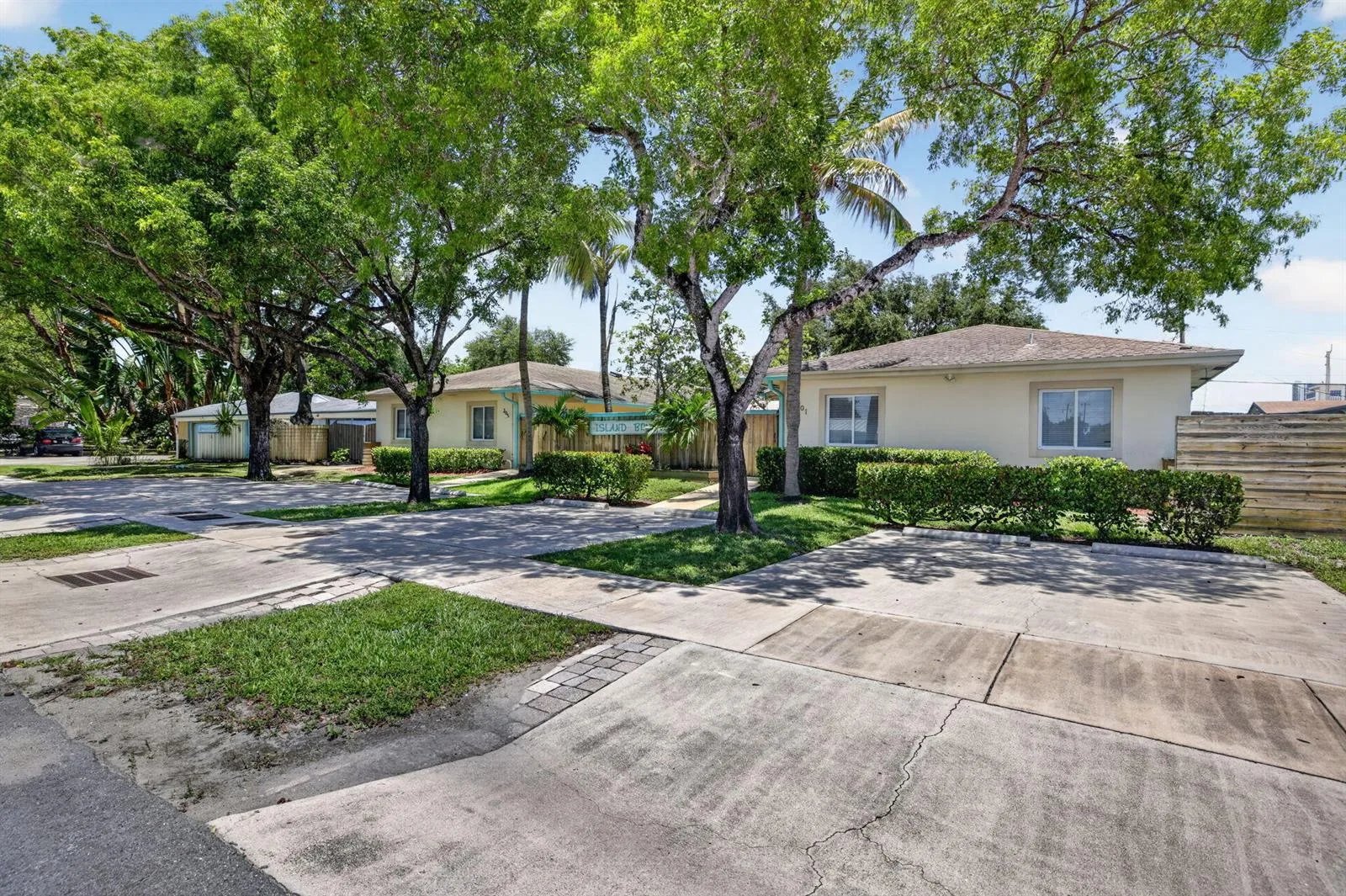 305 SW 16th Street, Fort Lauderdale, FL 33315 photo 4
