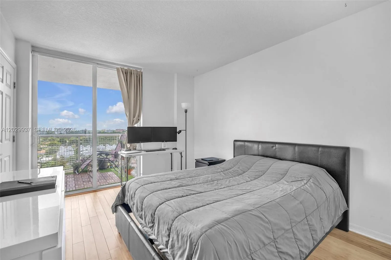 900 SW 8th St # 1103, Miami, FL 33130 photo 8