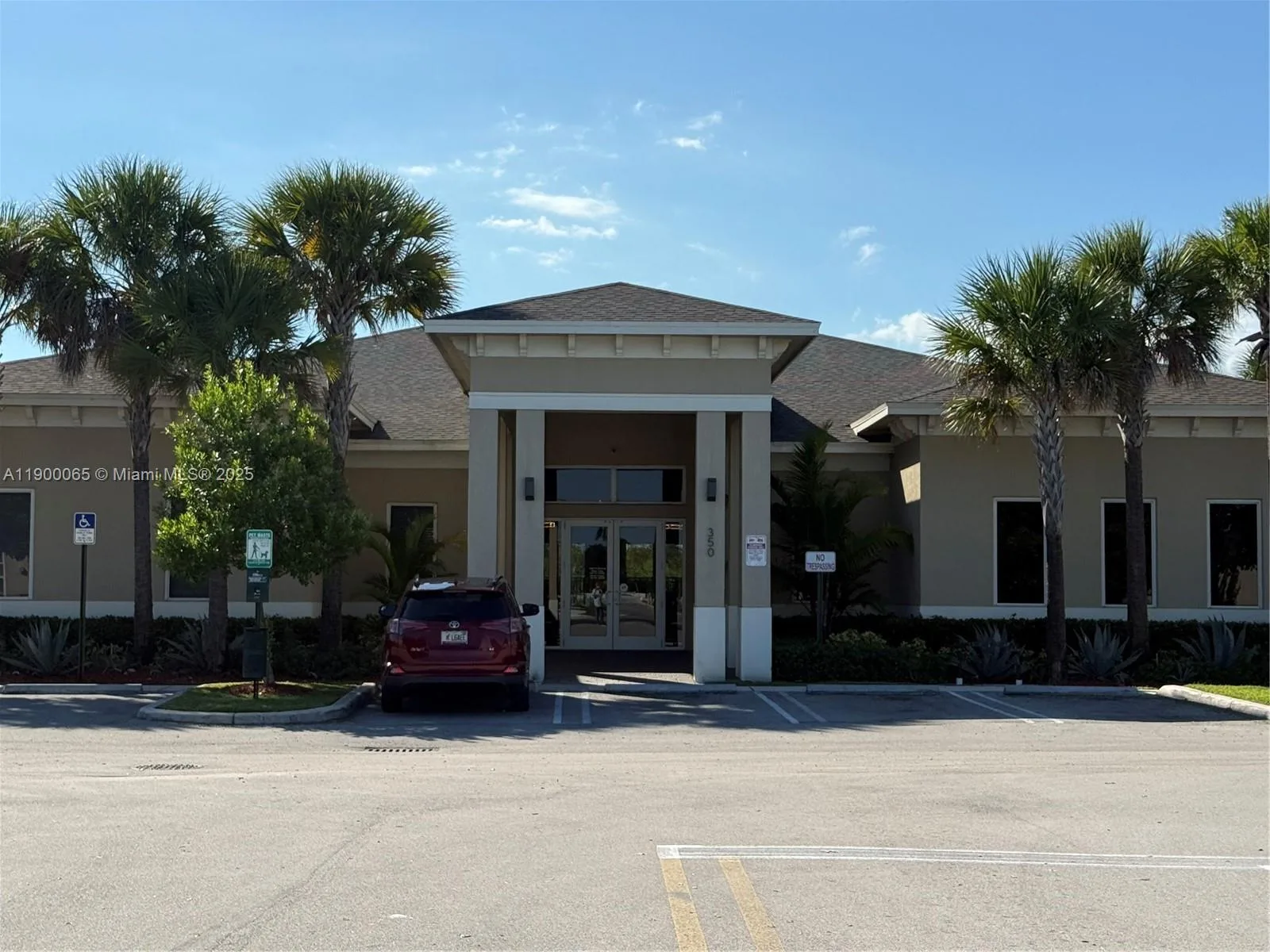 484 NE 5th St, Florida City, FL 33034 photo 3