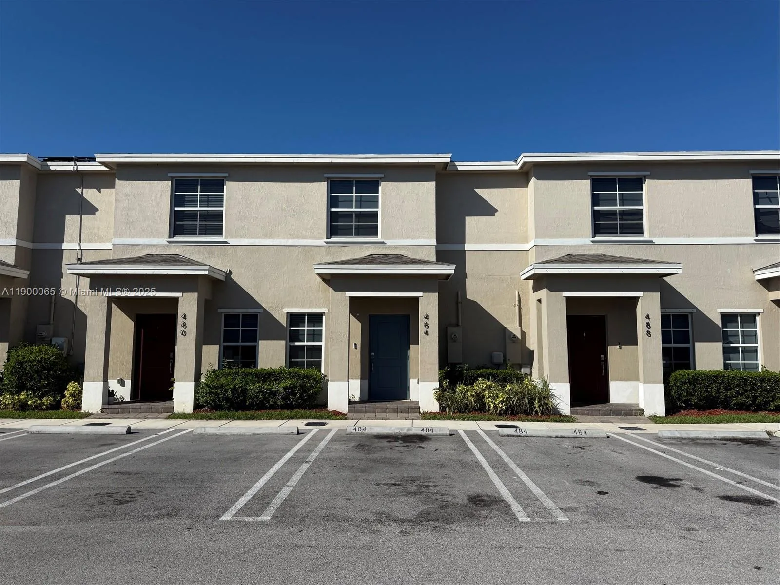 484 NE 5th St, Florida City, FL 33034 photo 7