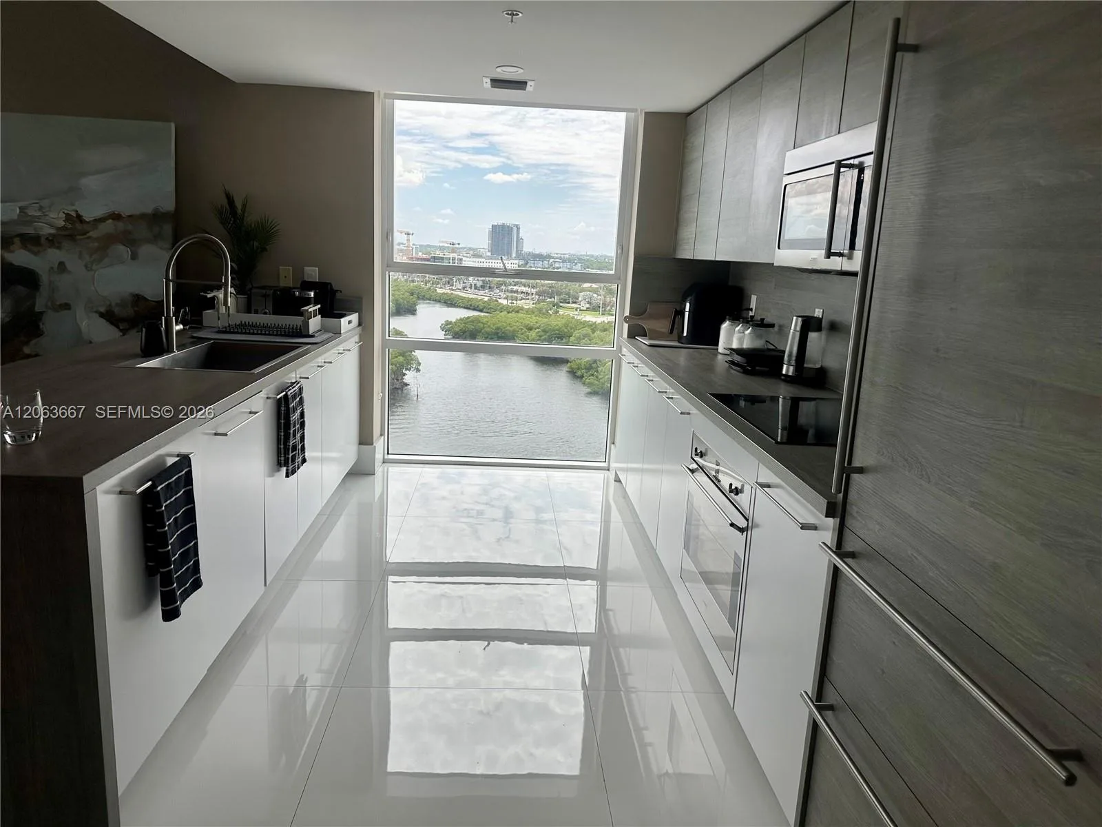 400 Sunny Isles Blvd # 1401, Sunny Isles Beach, FL 33160 photo 11