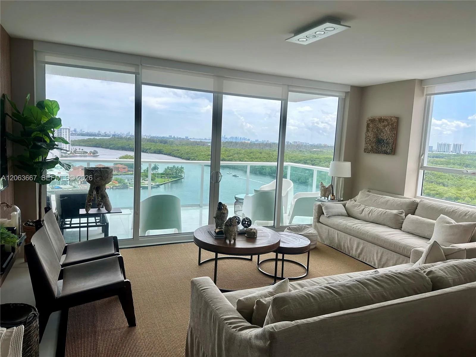 400 Sunny Isles Blvd # 1401, Sunny Isles Beach, FL 33160 photo 12