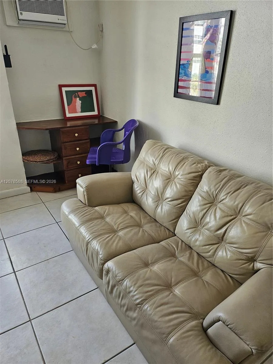 3030 Collins Ave # 4B, Miami Beach, FL 33140 photo 9