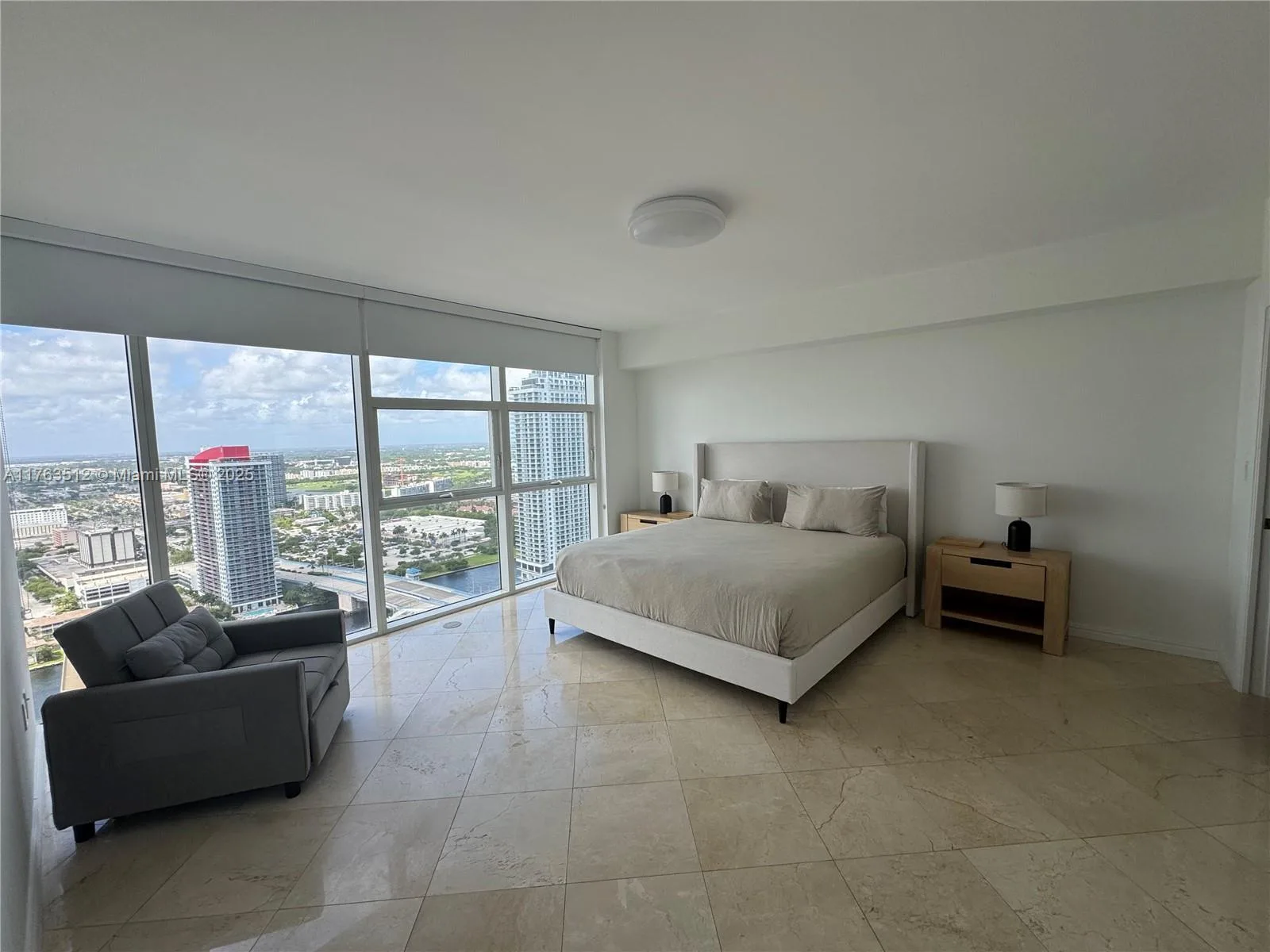 1830 S Ocean Dr # 3707, Hallandale Beach, FL 33009 photo 13