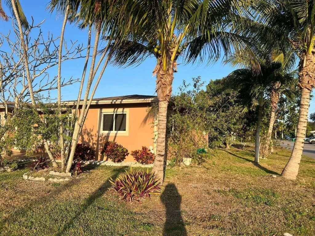 6100 NW 73rd Terrace, Tamarac, FL 33321 photo 2