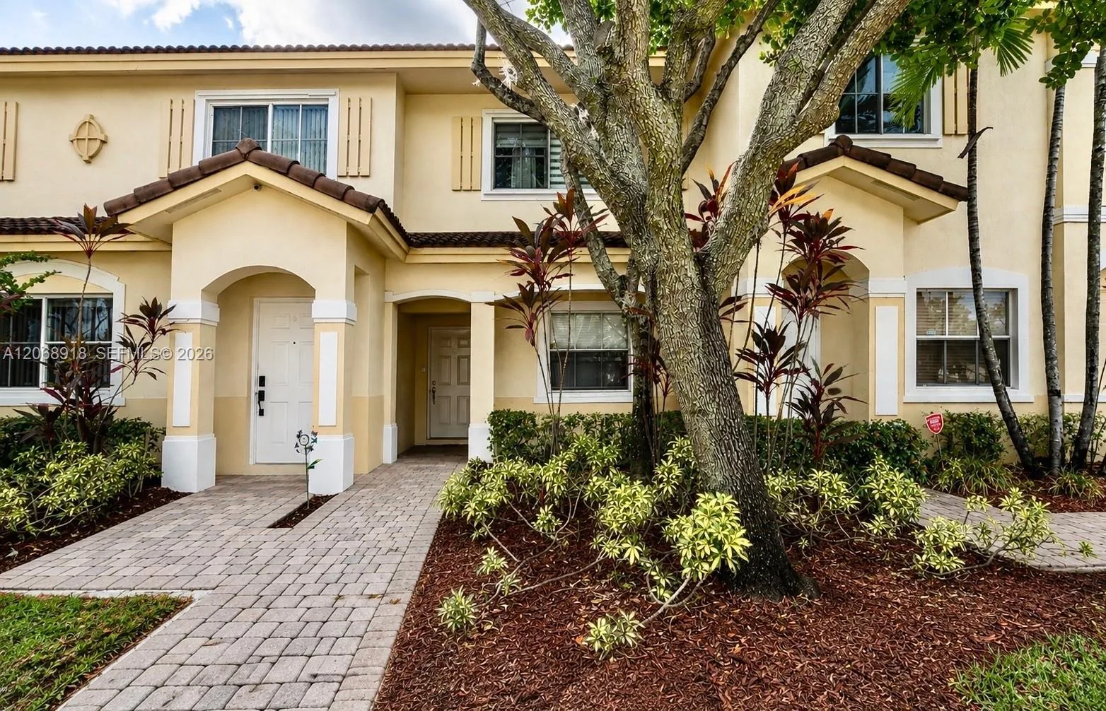 2517 SW 83rd Ter # 105, Miramar, FL 33025 photo 2