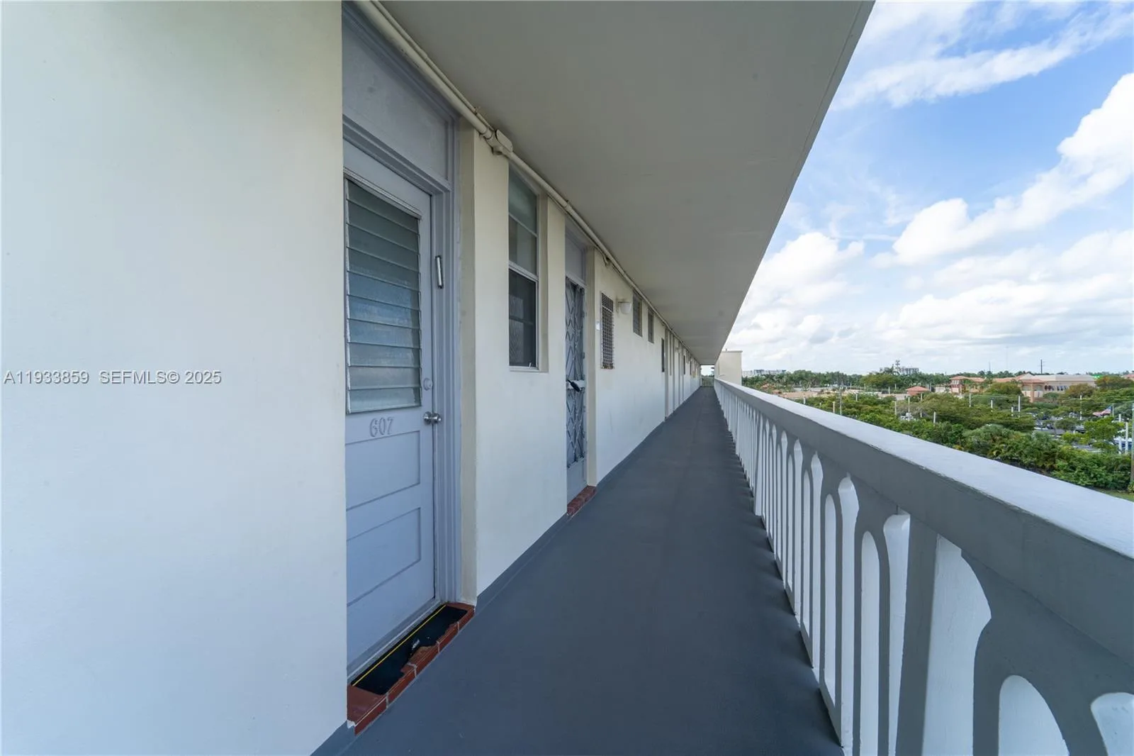 2855 Leonard Dr # H607, Aventura, FL 33160 photo 5