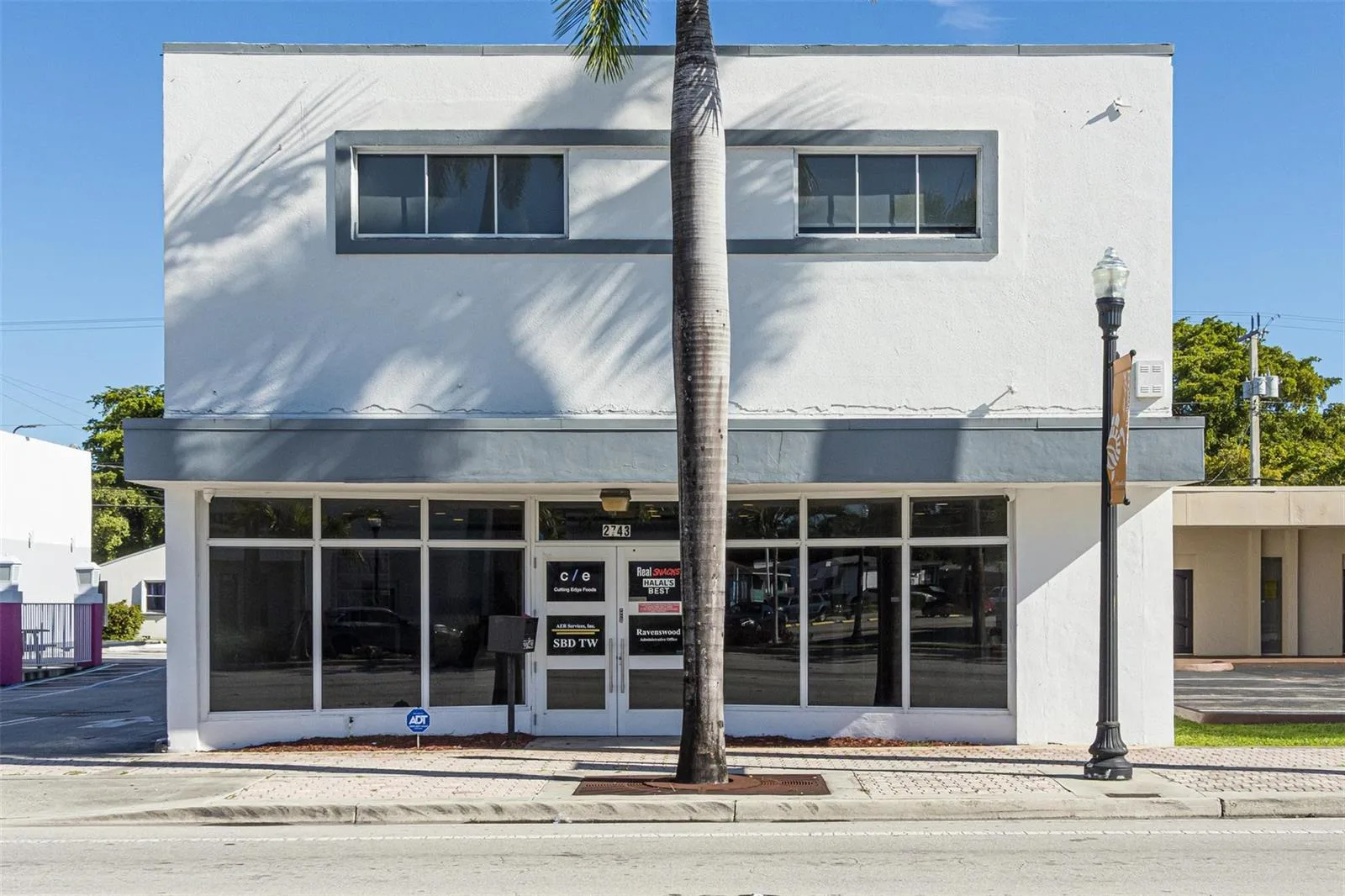 2743 Hollywood Boulevard, Hollywood, FL 33020