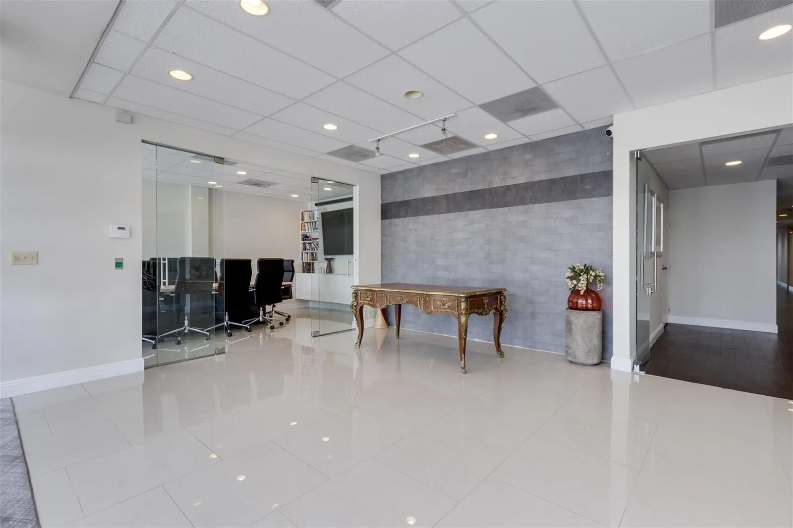 2743 Hollywood Boulevard, Hollywood, FL 33020 photo 8