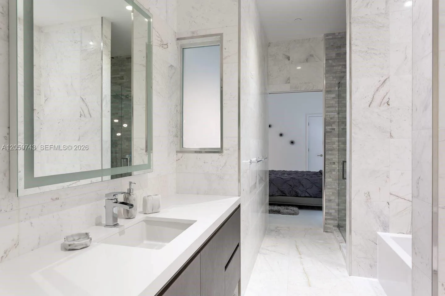 851 NE 1st Ave # 503, Miami, FL 33132 photo 6