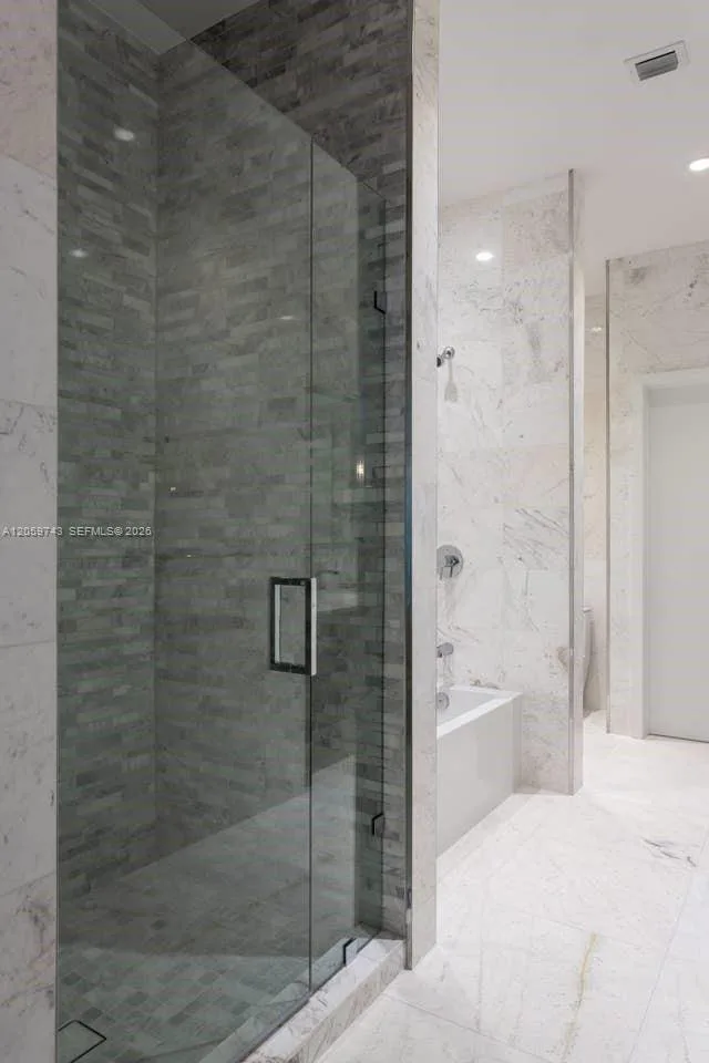 851 NE 1st Ave # 503, Miami, FL 33132 photo 8