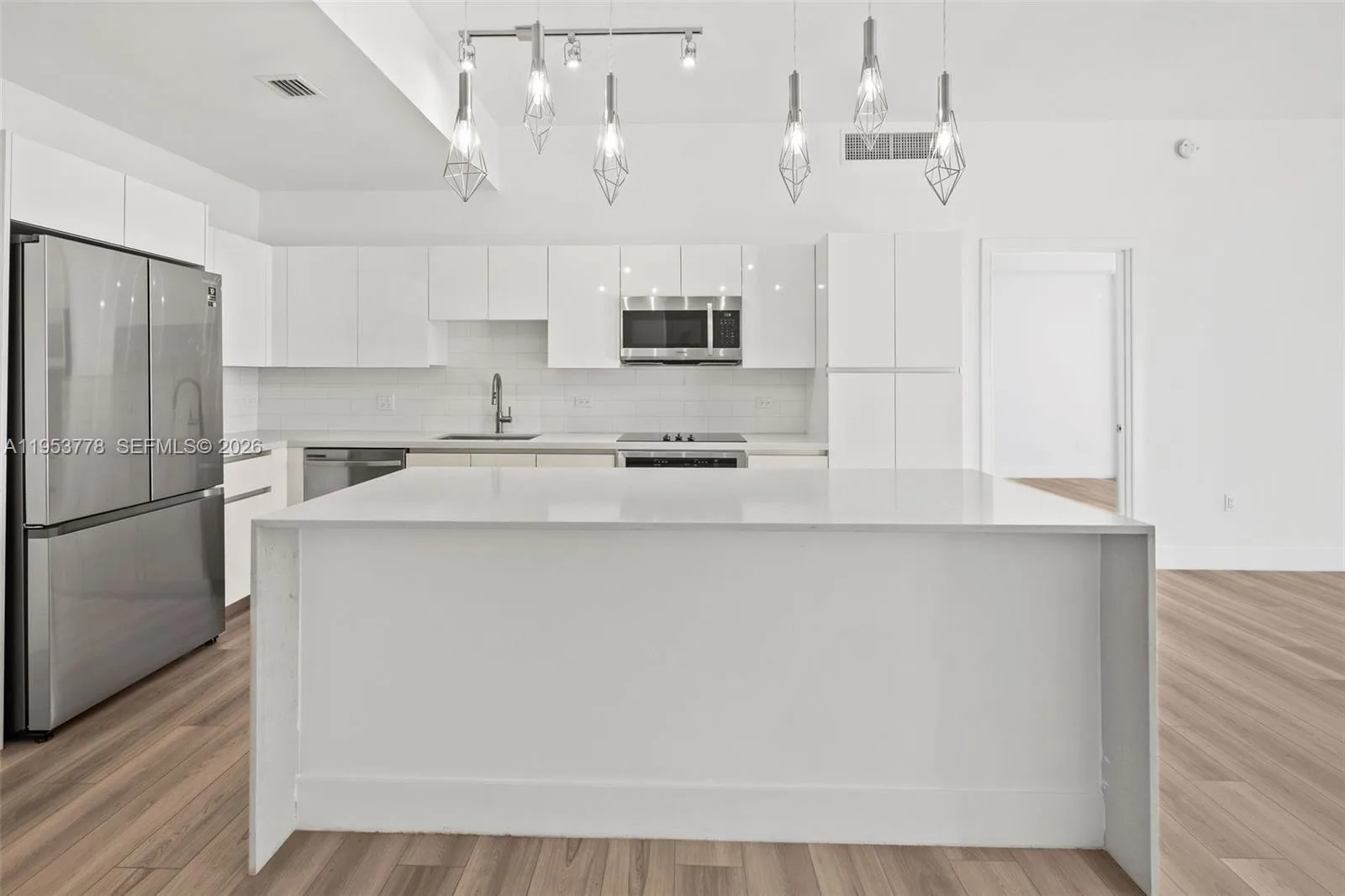 101 Diplomat Pkwy # 2503, Hallandale Beach, FL 33009 photo 6