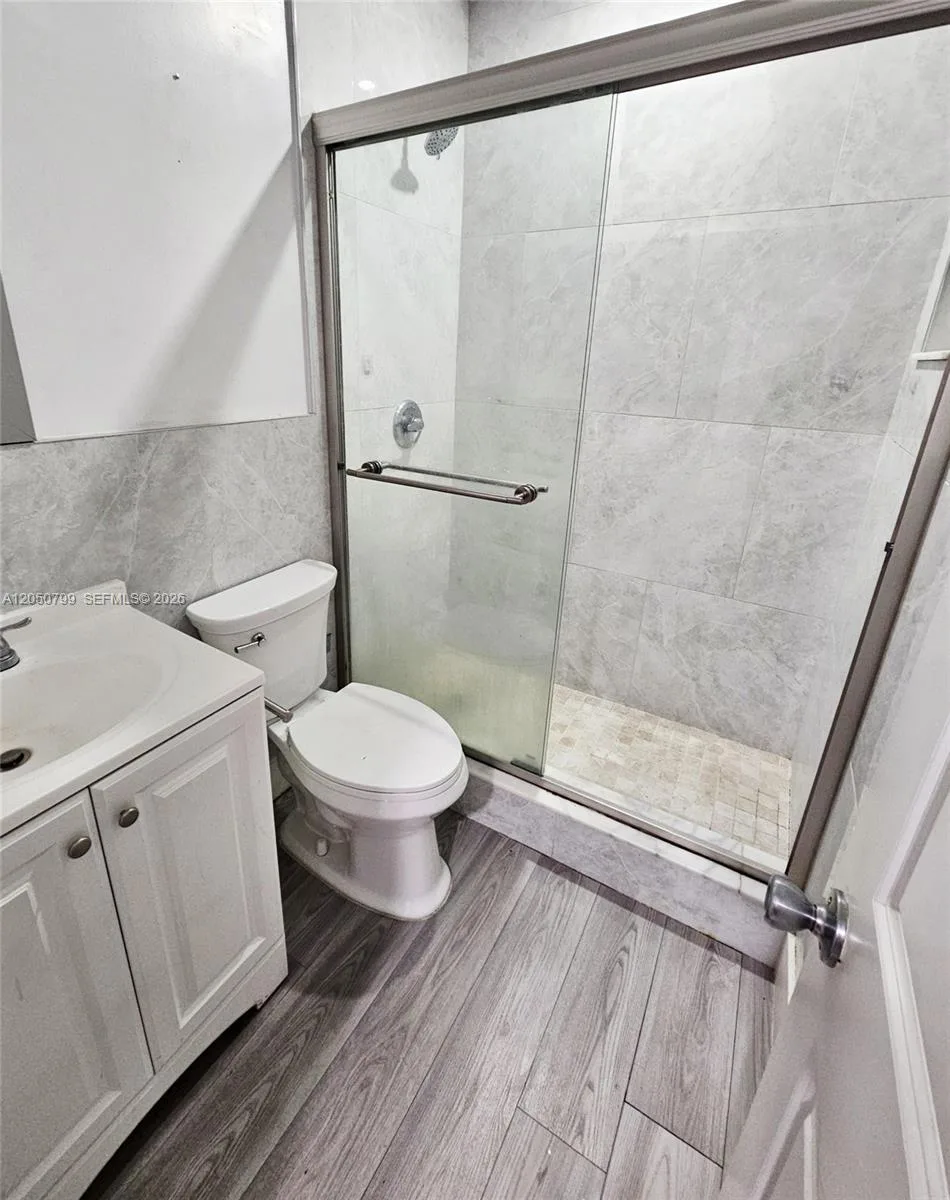 464 E 13 ST # 464, Hialeah, FL 33010 photo 5