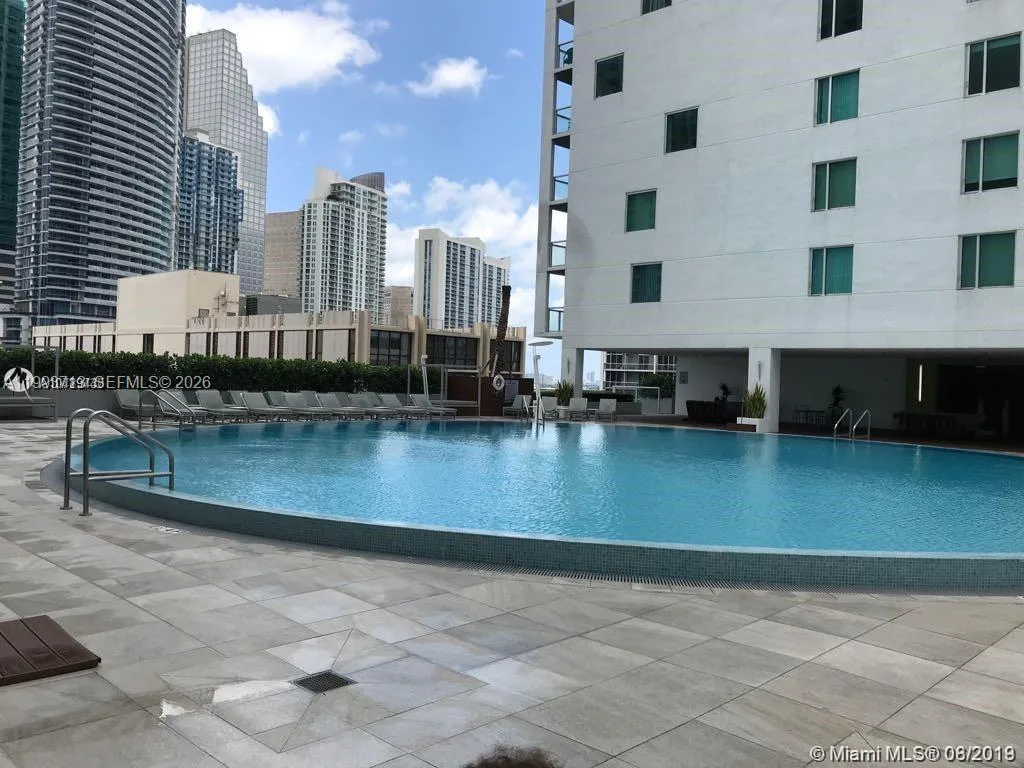 500 Brickell Ave # 2708, Miami, FL 33131 photo 11