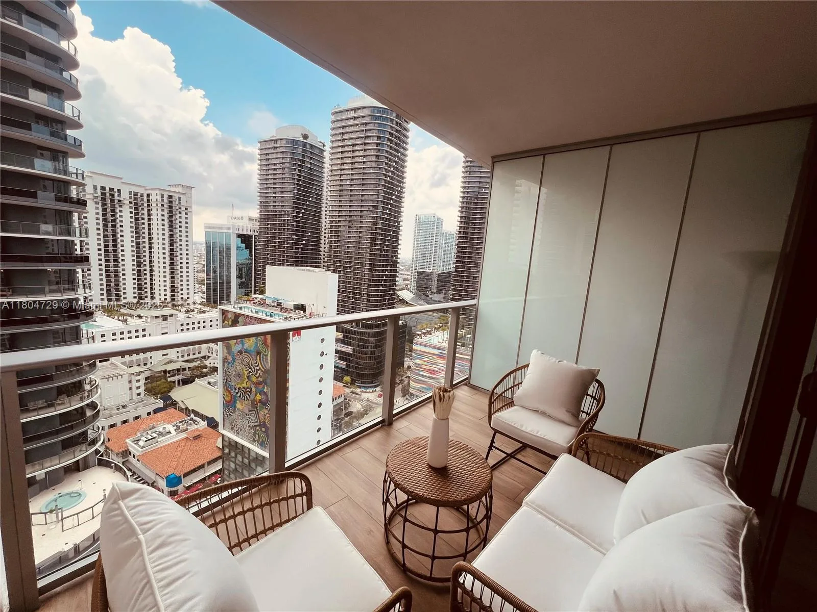 1010 Brickell Ave # 2710, Miami, FL 33131