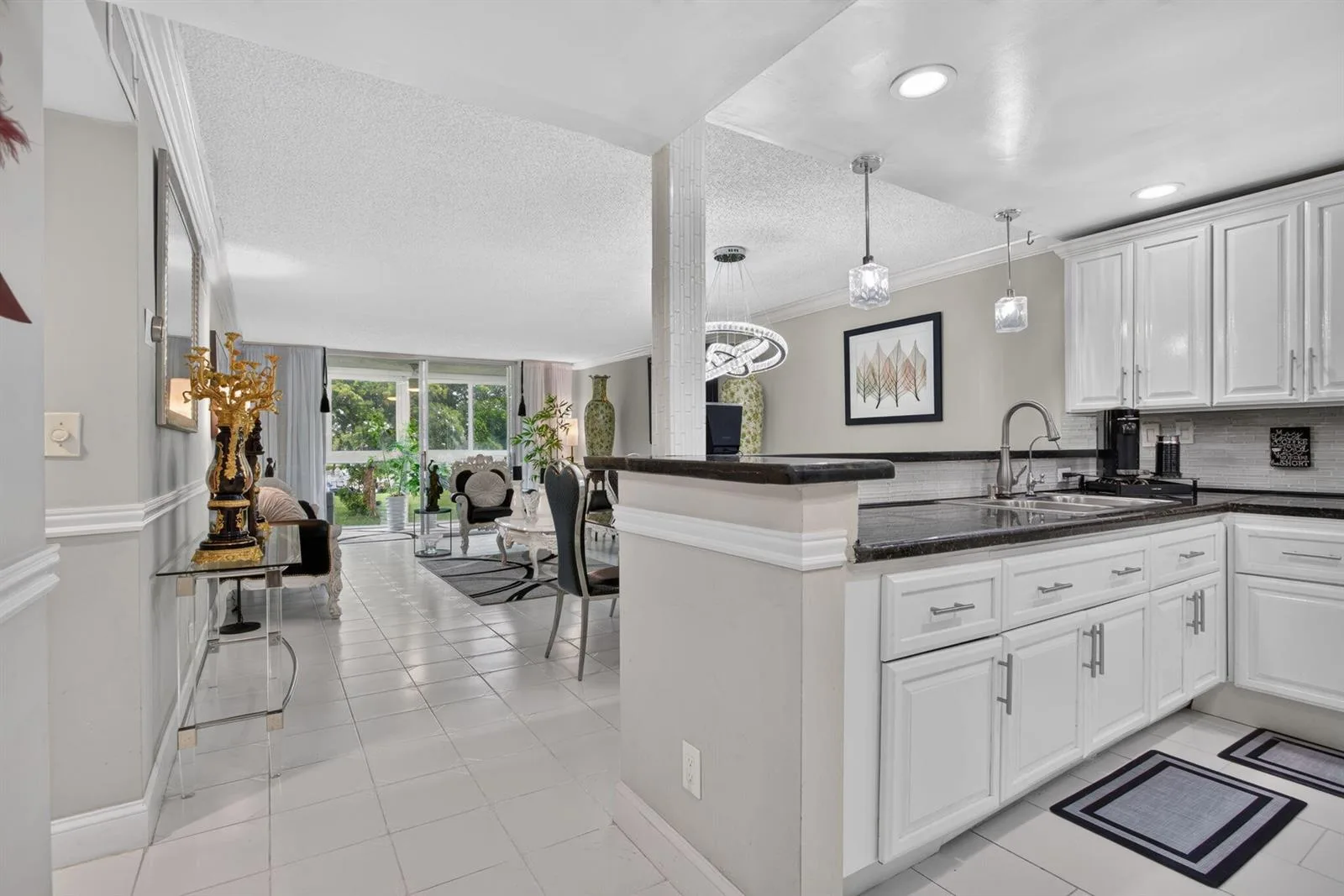 9201 Sunrise Lakes Boulevard # 202, Sunrise, FL 33322