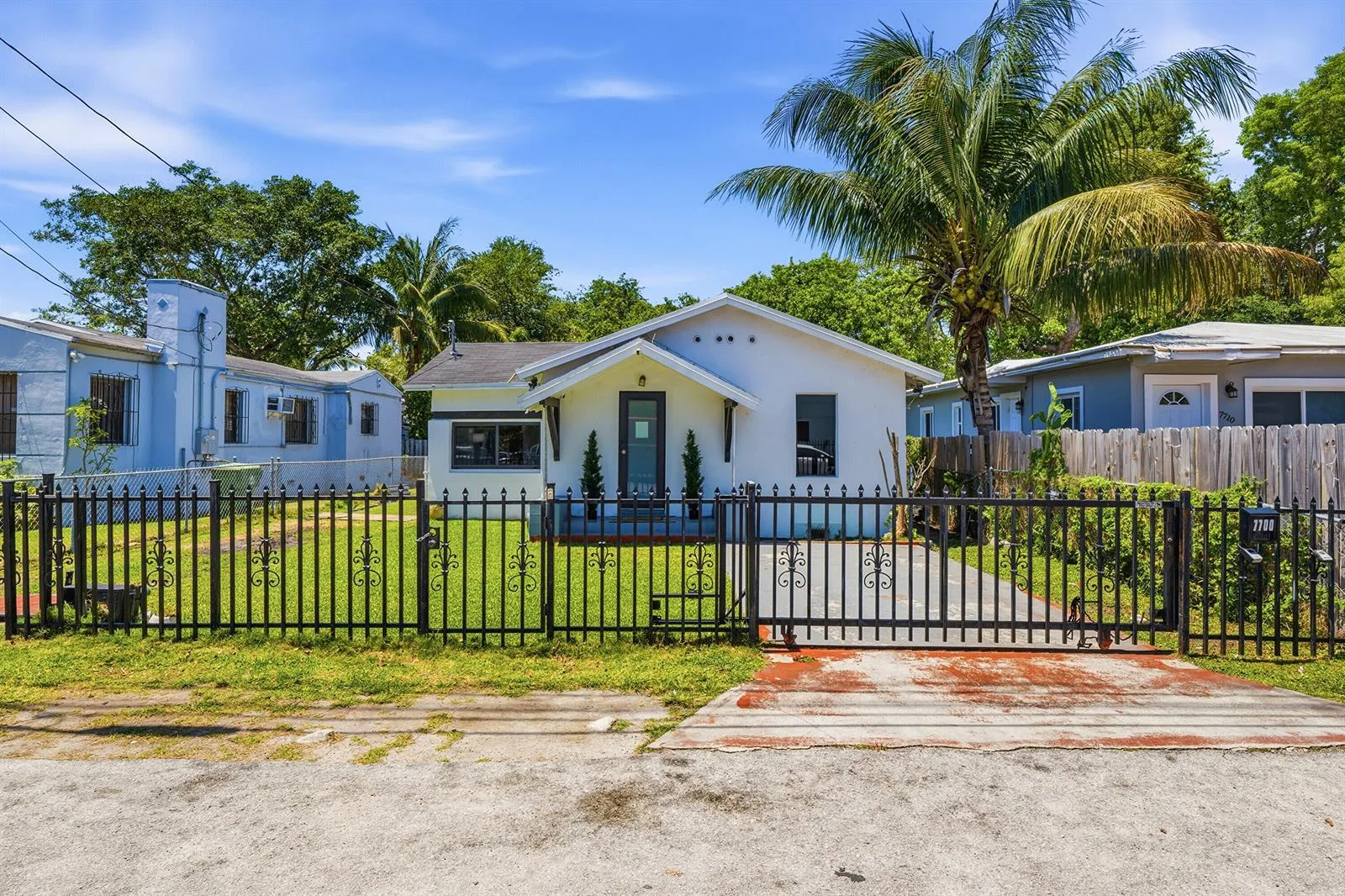 7700 NE 1st Court, Miami, FL 33138 photo 2