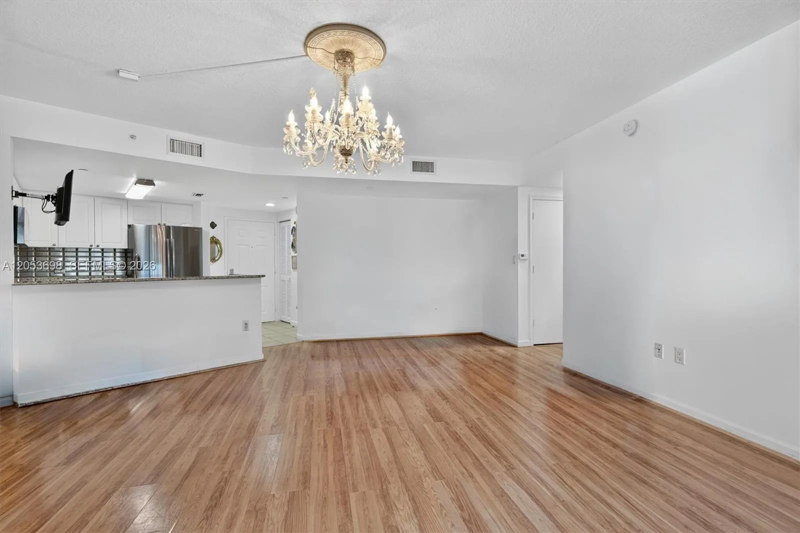 19501 W Country Club Dr # 2401, Aventura, FL 33180 photo 9