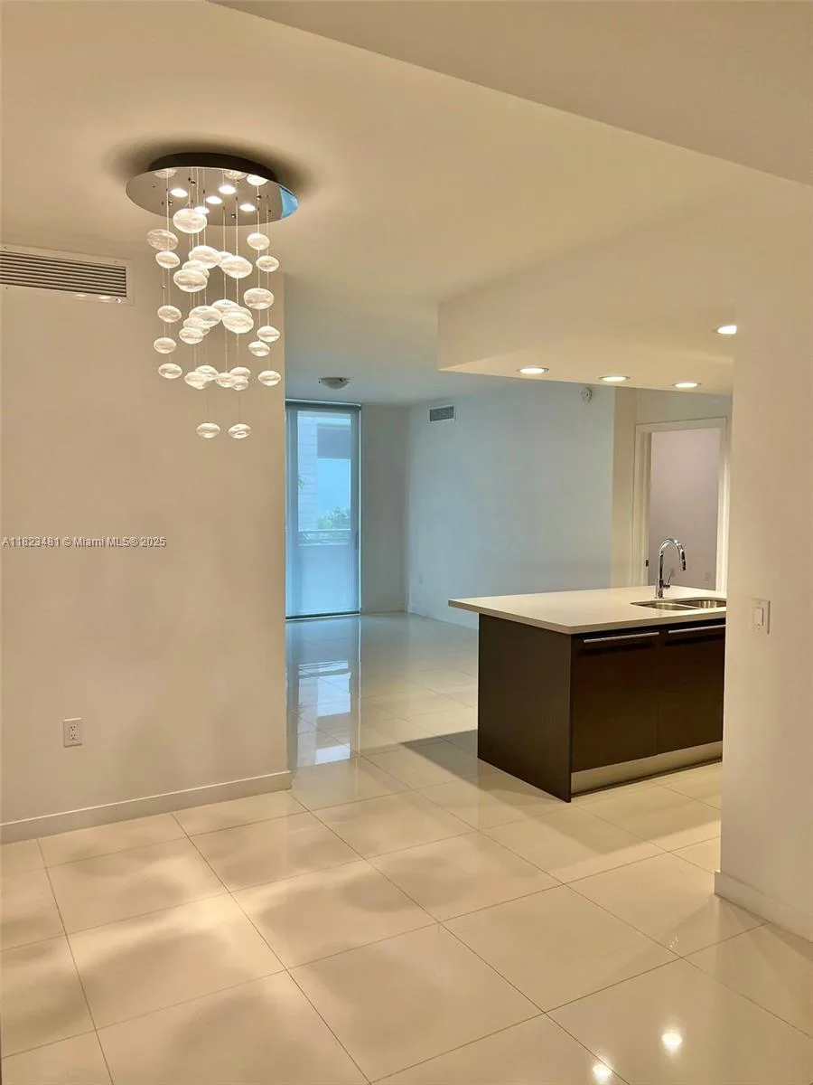 7661 NW 107th Ave # 207, Doral, FL 33178 photo 4