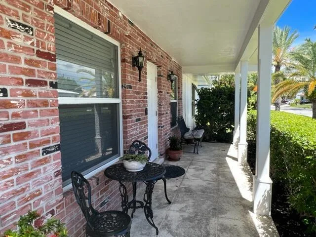 1260 Manor Drive, Riviera Beach, FL 33404 photo 8