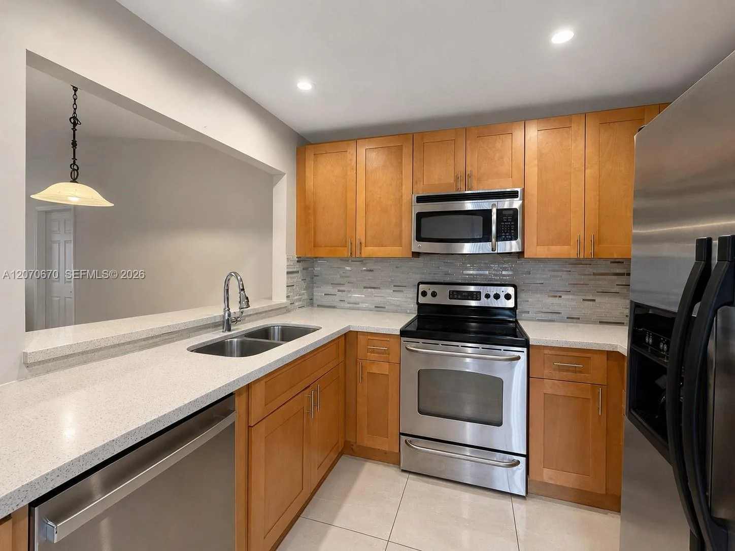 454 NE 210th Circle Ter # 202-7B, Miami, FL 33179