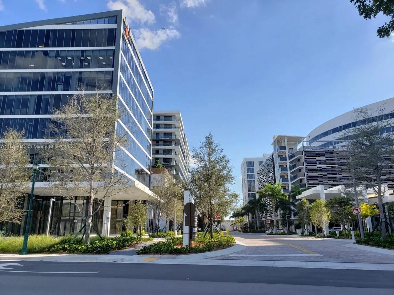 2980 NE 207th St # 315, Aventura, FL 33180