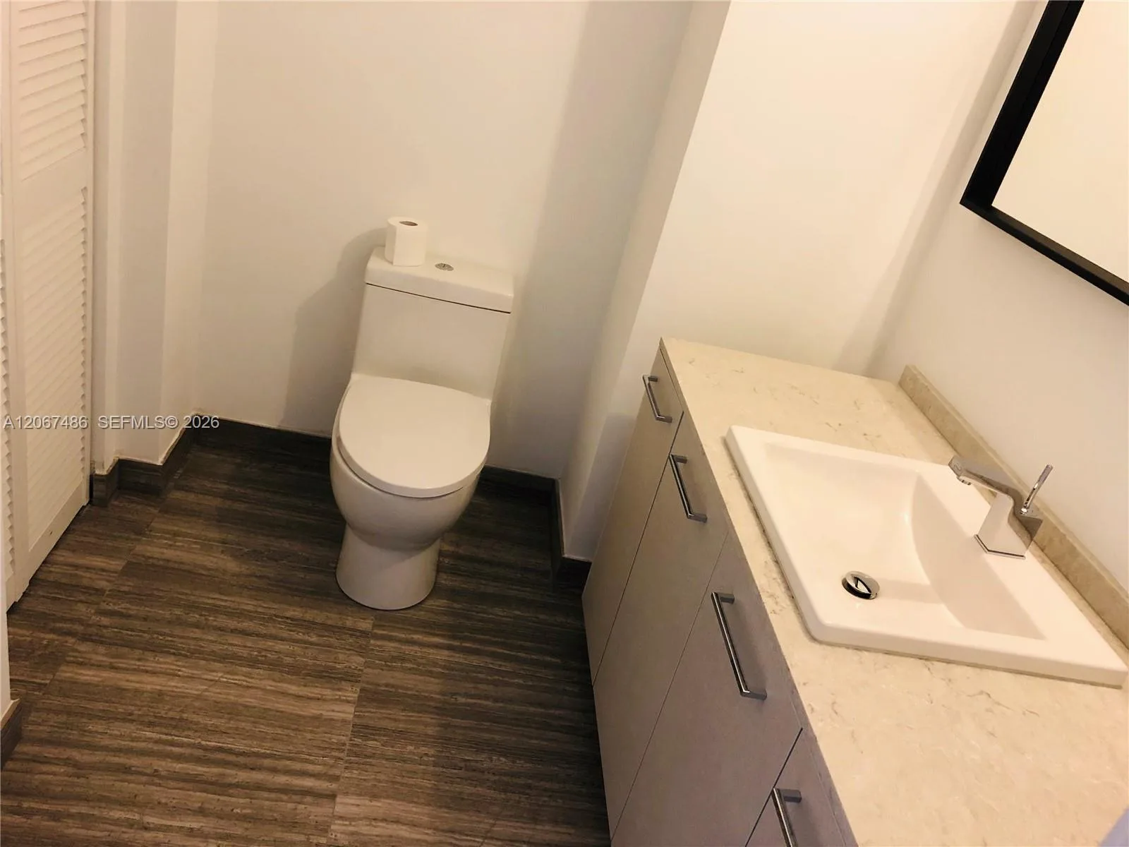 1010 Brickell Ave # 3608, Miami, FL 33131 photo 9