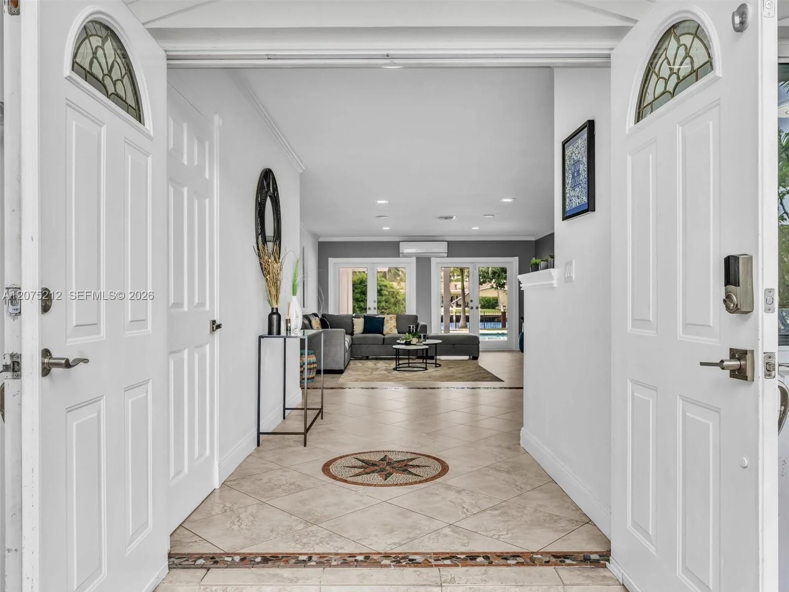 413 Tamarind Dr, Hallandale Beach, FL 33009 photo 12