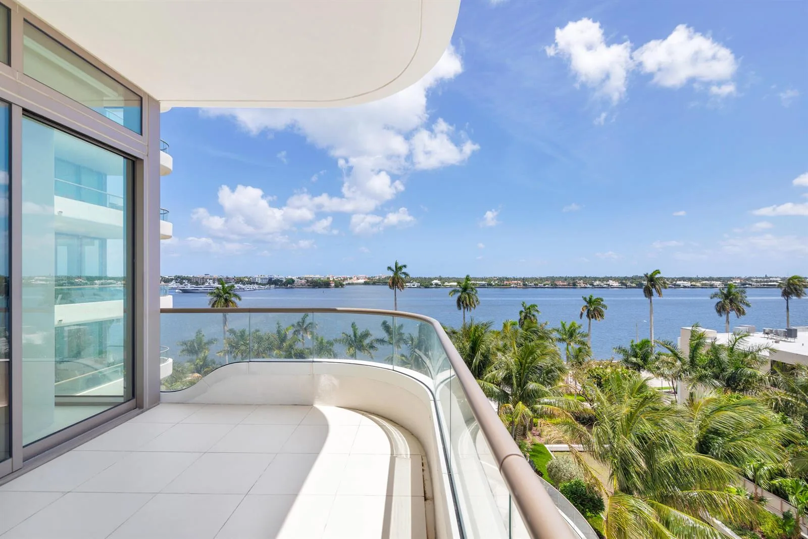 200 Arkona Court # 504, West Palm Beach, FL 33401 photo 3