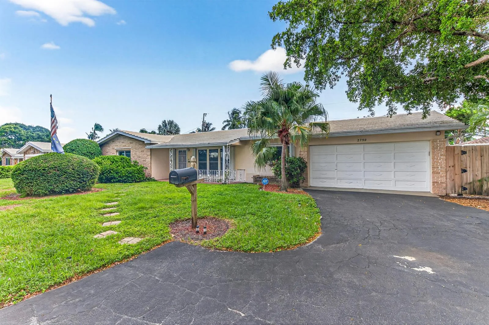2750 SE 3rd Street, Pompano Beach, FL 33062 photo 11