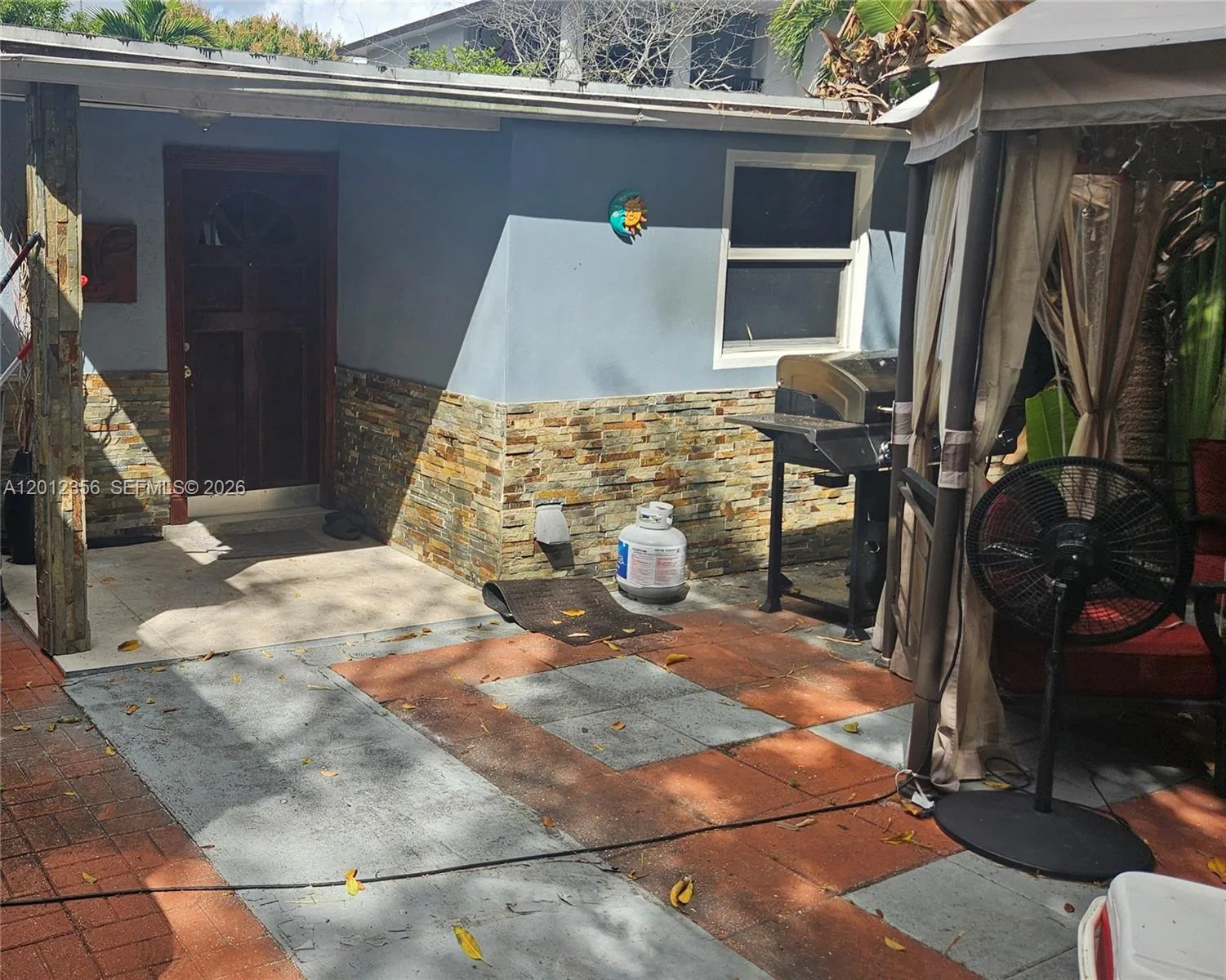 2231 NW 4th Ter, Miami, FL 33125 photo 12
