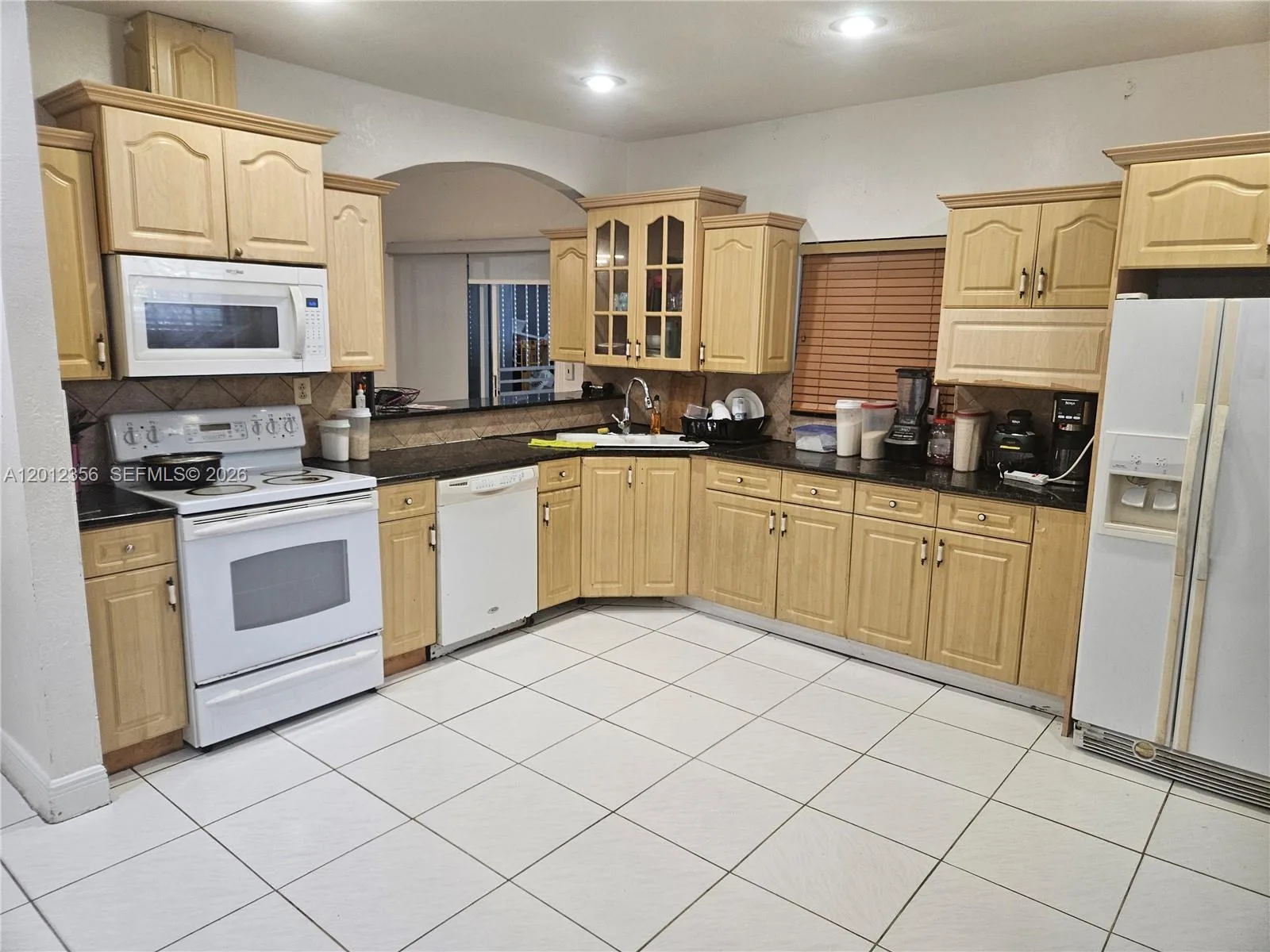 2231 NW 4th Ter, Miami, FL 33125 photo 2