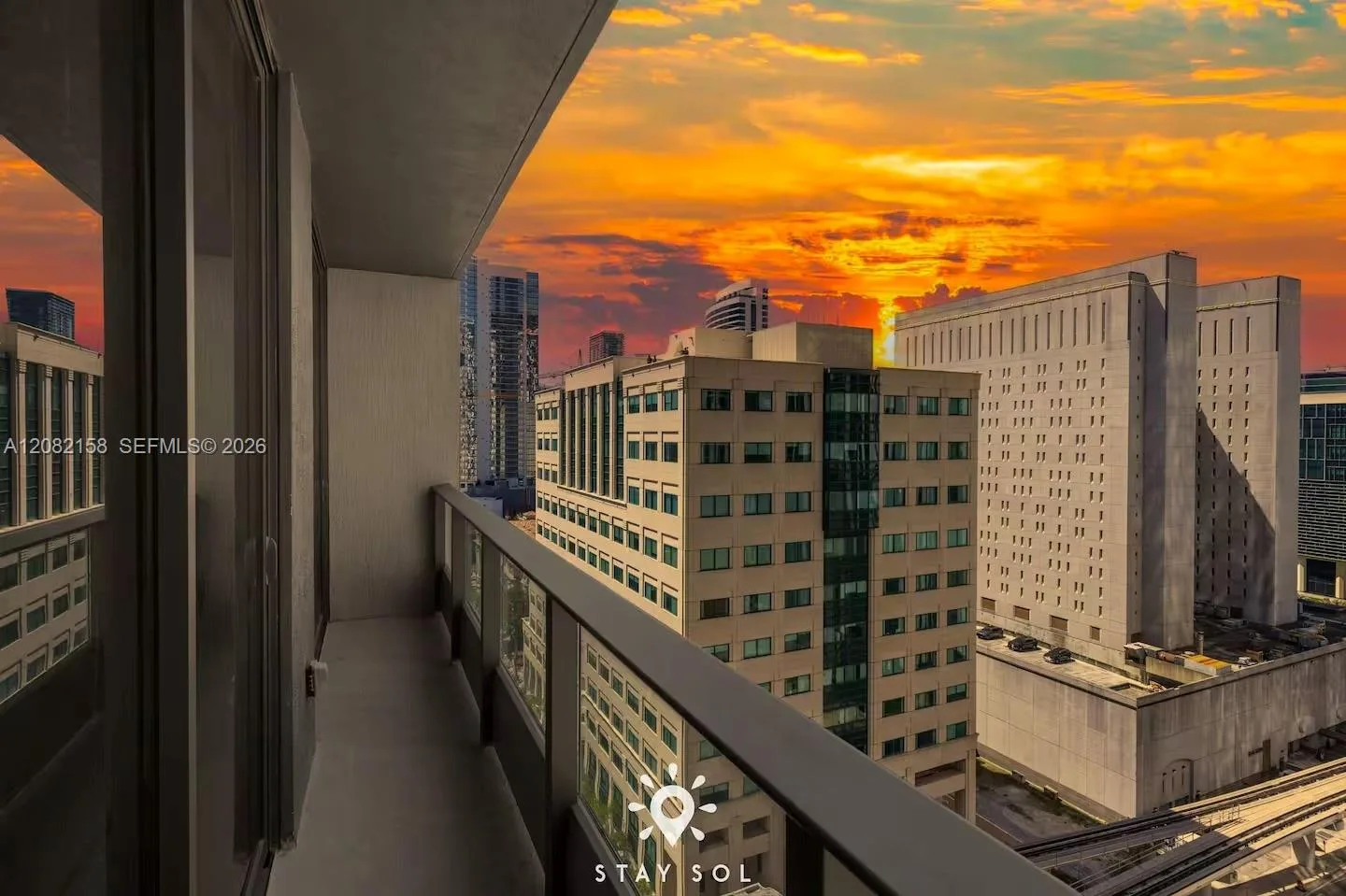 121 NE 5th St # 1706, Miami, FL 33132