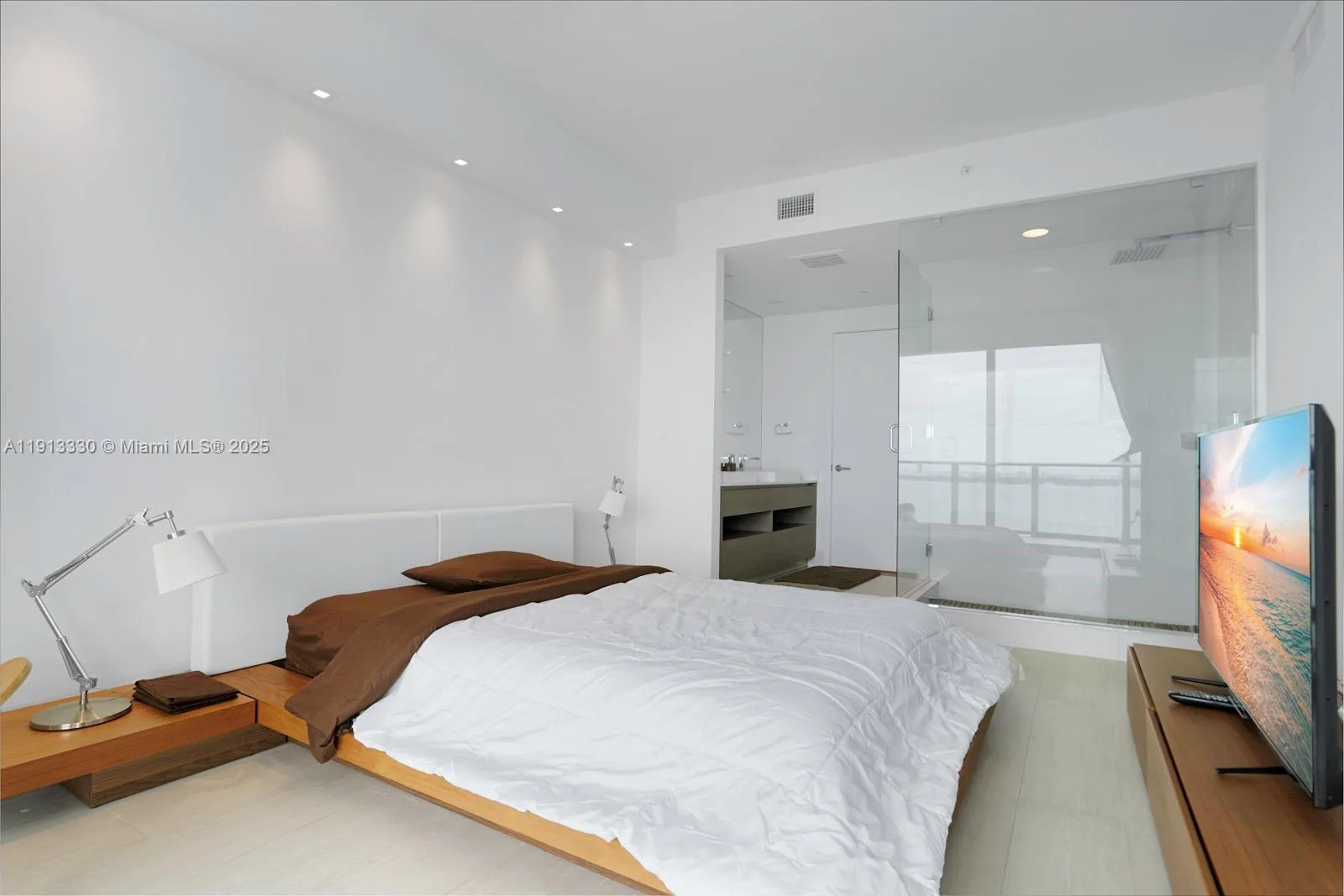 460 NE 28th St # 2806, Miami, FL 33137 photo 10