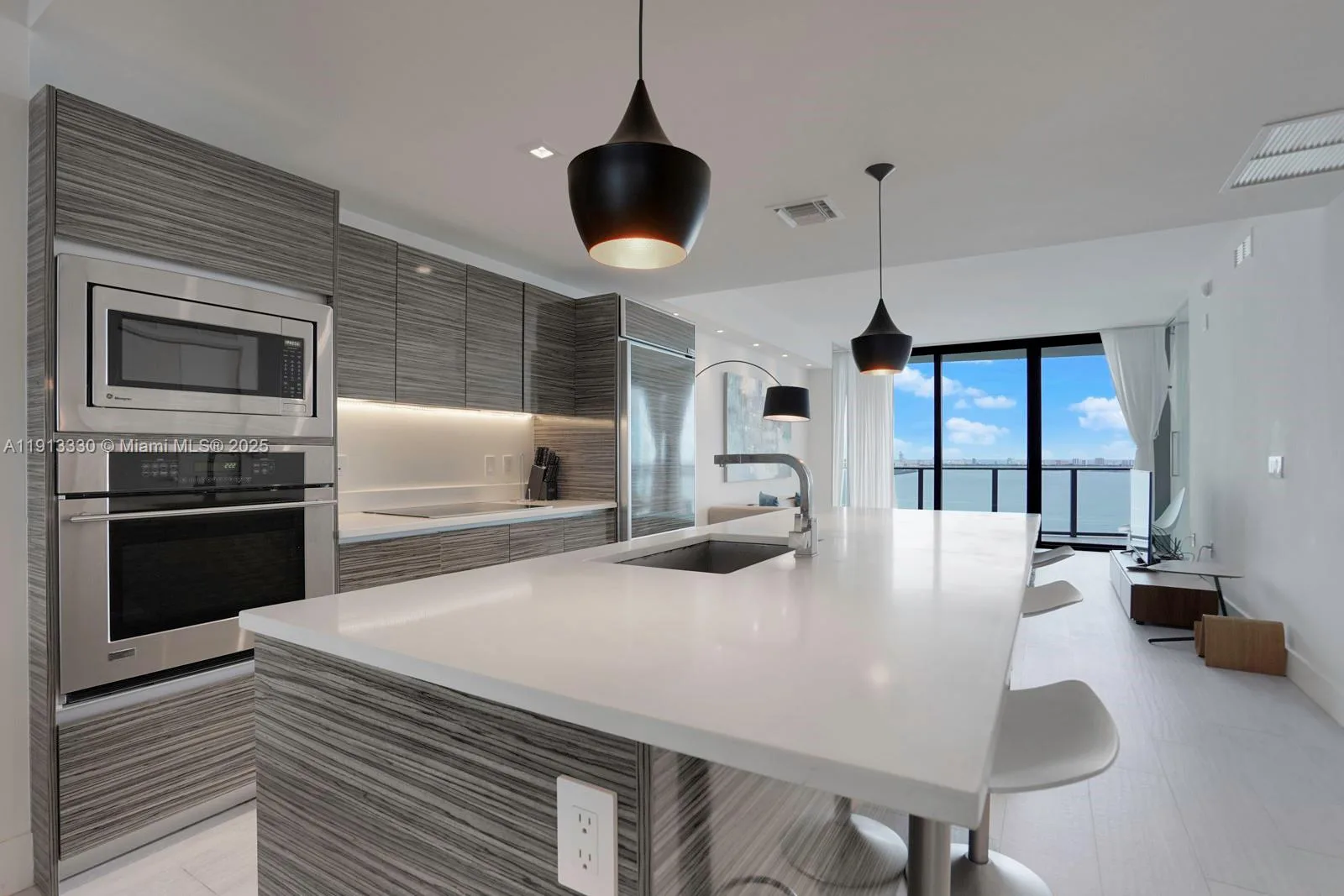 460 NE 28th St # 2806, Miami, FL 33137 photo 3
