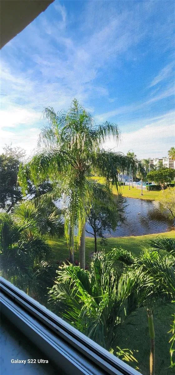 2104 S Cypress Bend Drive # 406, Pompano Beach, FL 33069
