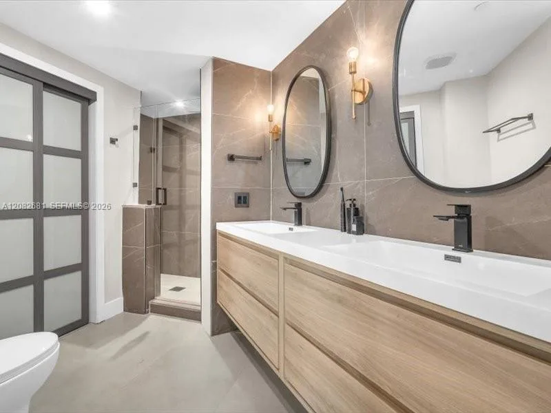 55 SE 6th St # 2902, Miami, FL 33131