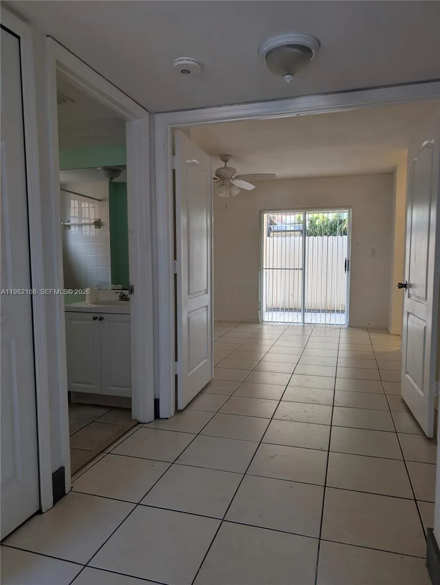 2485 W 76th St # 109, Hialeah, FL 33016 photo 12